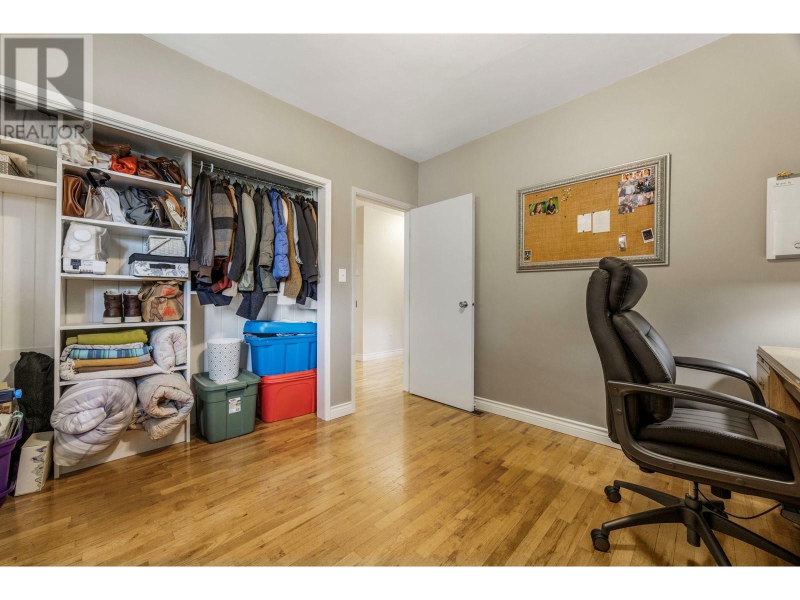 KELOWNA, British Columbia, V1Y 6A2, CA, 4 Bedrooms Bedrooms, ,3 BathroomsBathrooms,Residential,For Sale,1838696