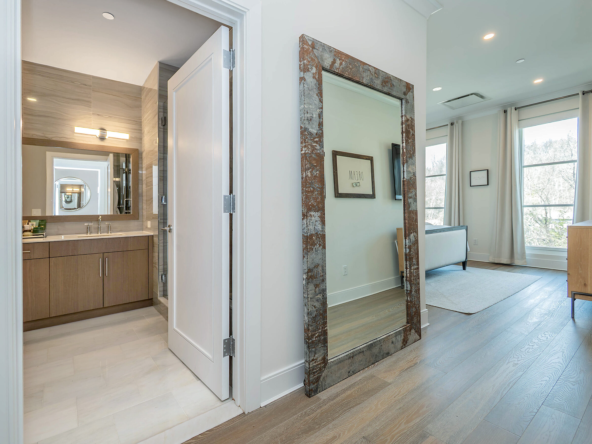  100 Garvies Point Road, Glen Cove, NY, 11542 - 物件實景