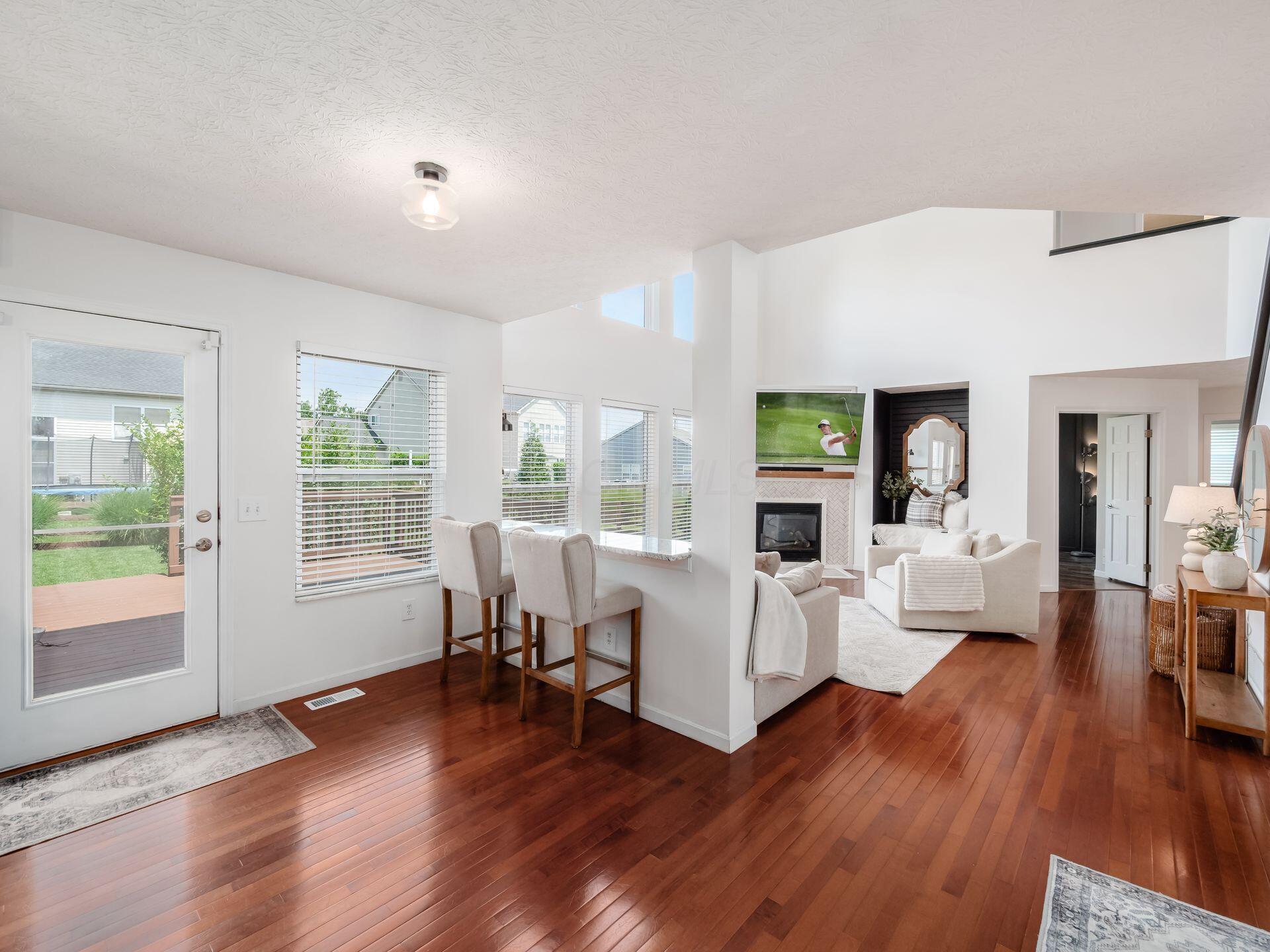  2587 Carla Drive - 物件實景