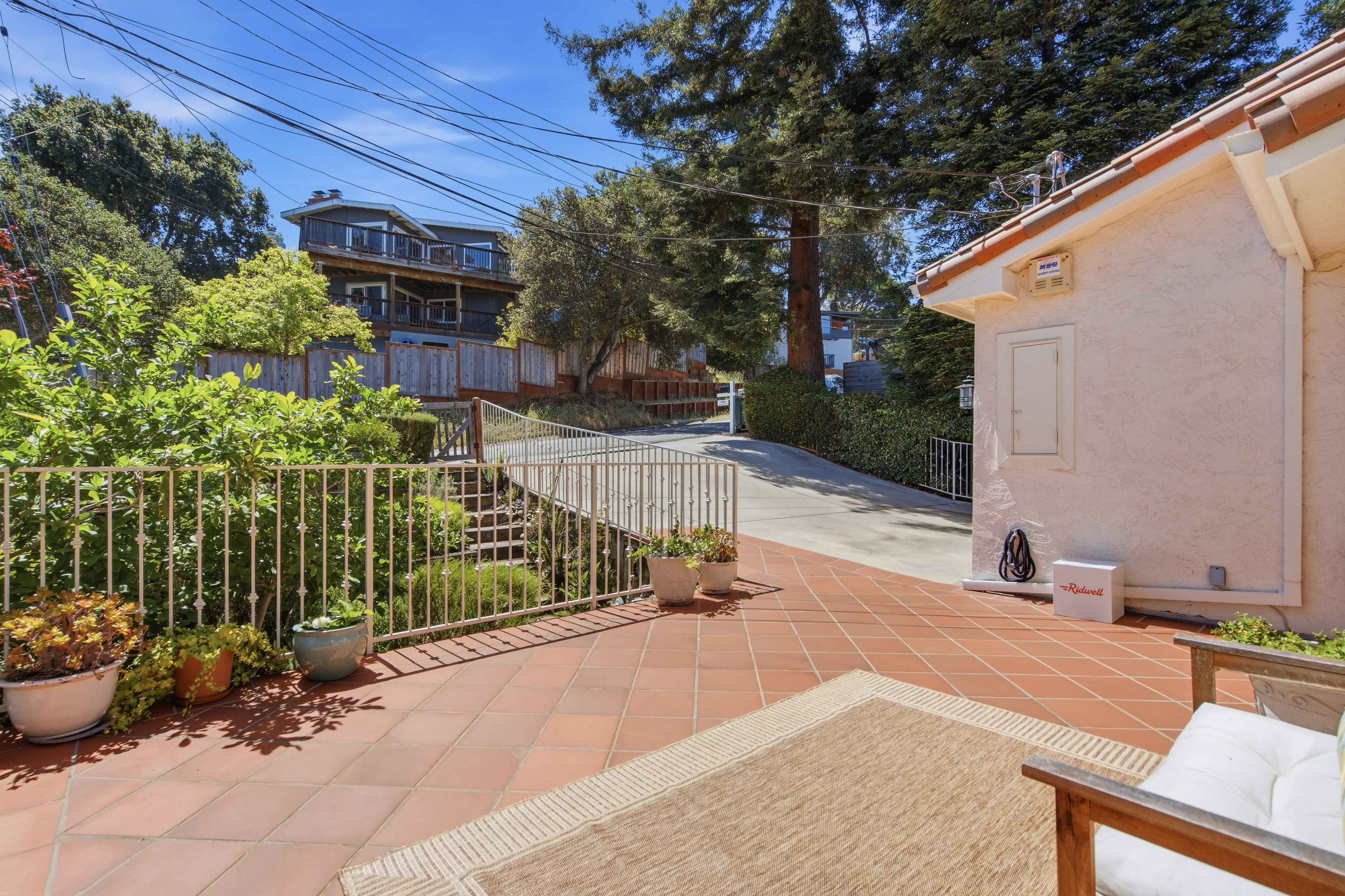  Prime Belmont Hills Home with Bay Views - 物件實景