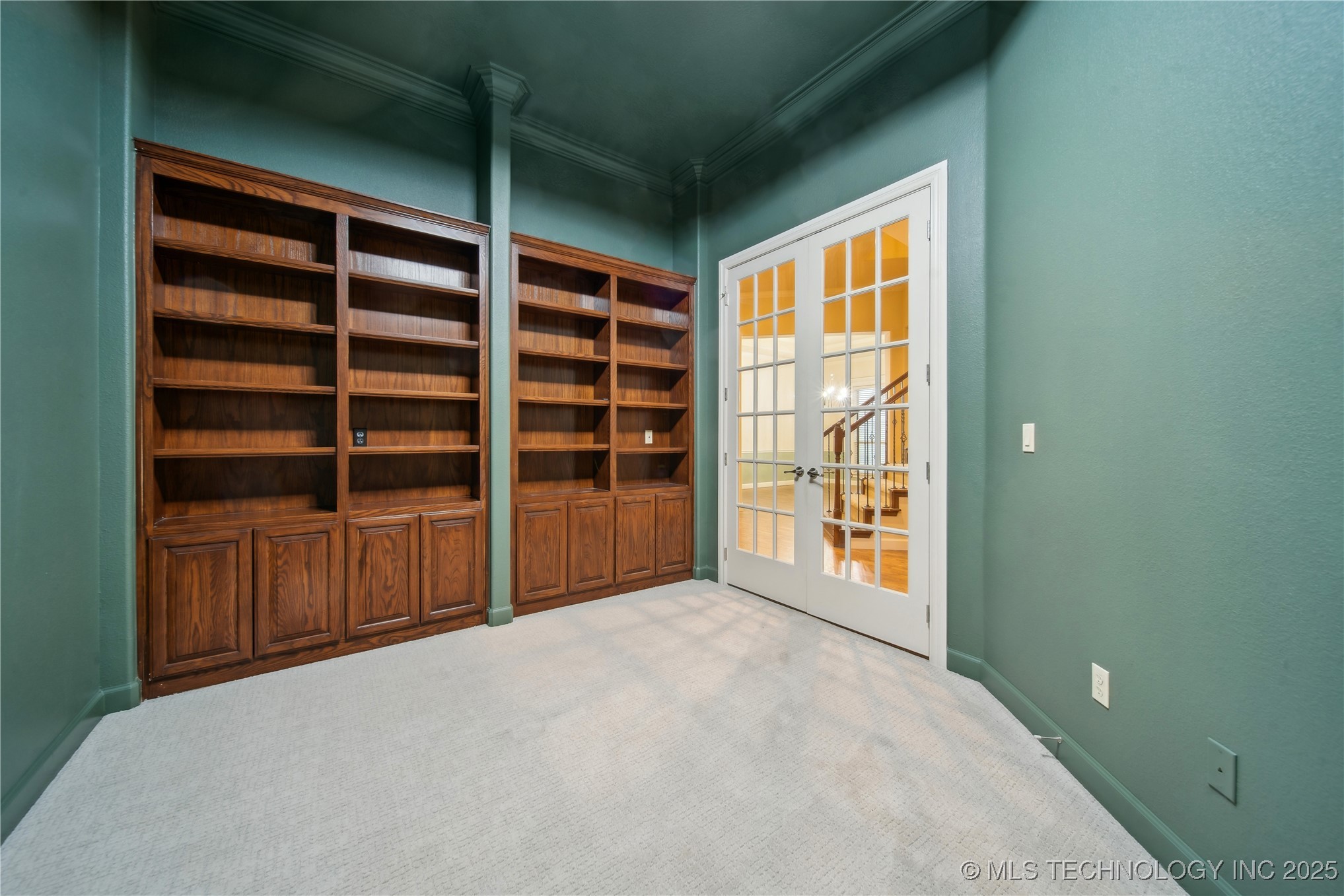 Tulsa, Oklahoma, 74145, United States, 5 Bedrooms Bedrooms, ,4 BathroomsBathrooms,Residential,For Sale,1758720