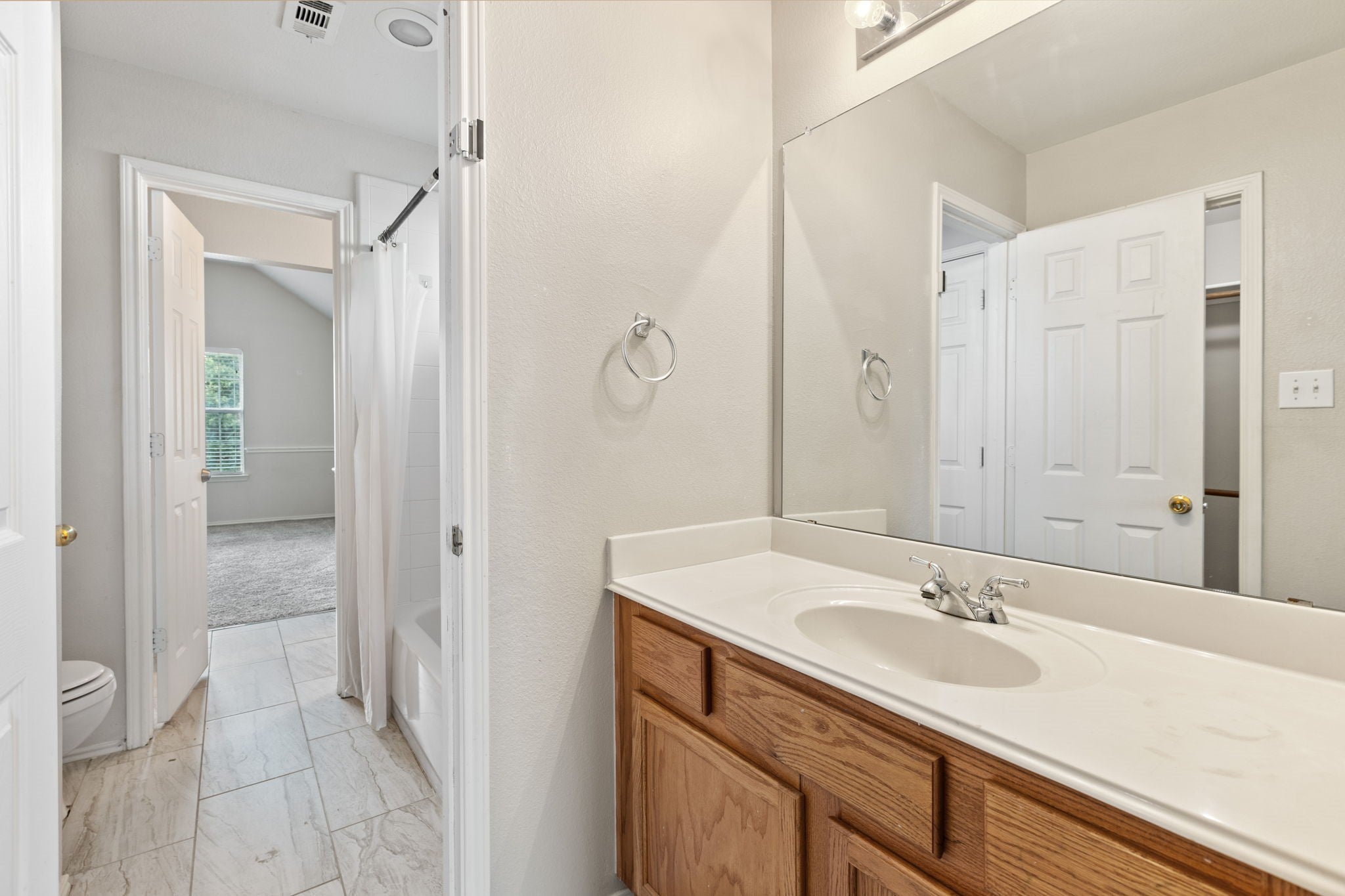 Frisco, Texas, 75035, United States, 5 Bedrooms Bedrooms, ,4 BathroomsBathrooms,Residential,For Sale,1977437