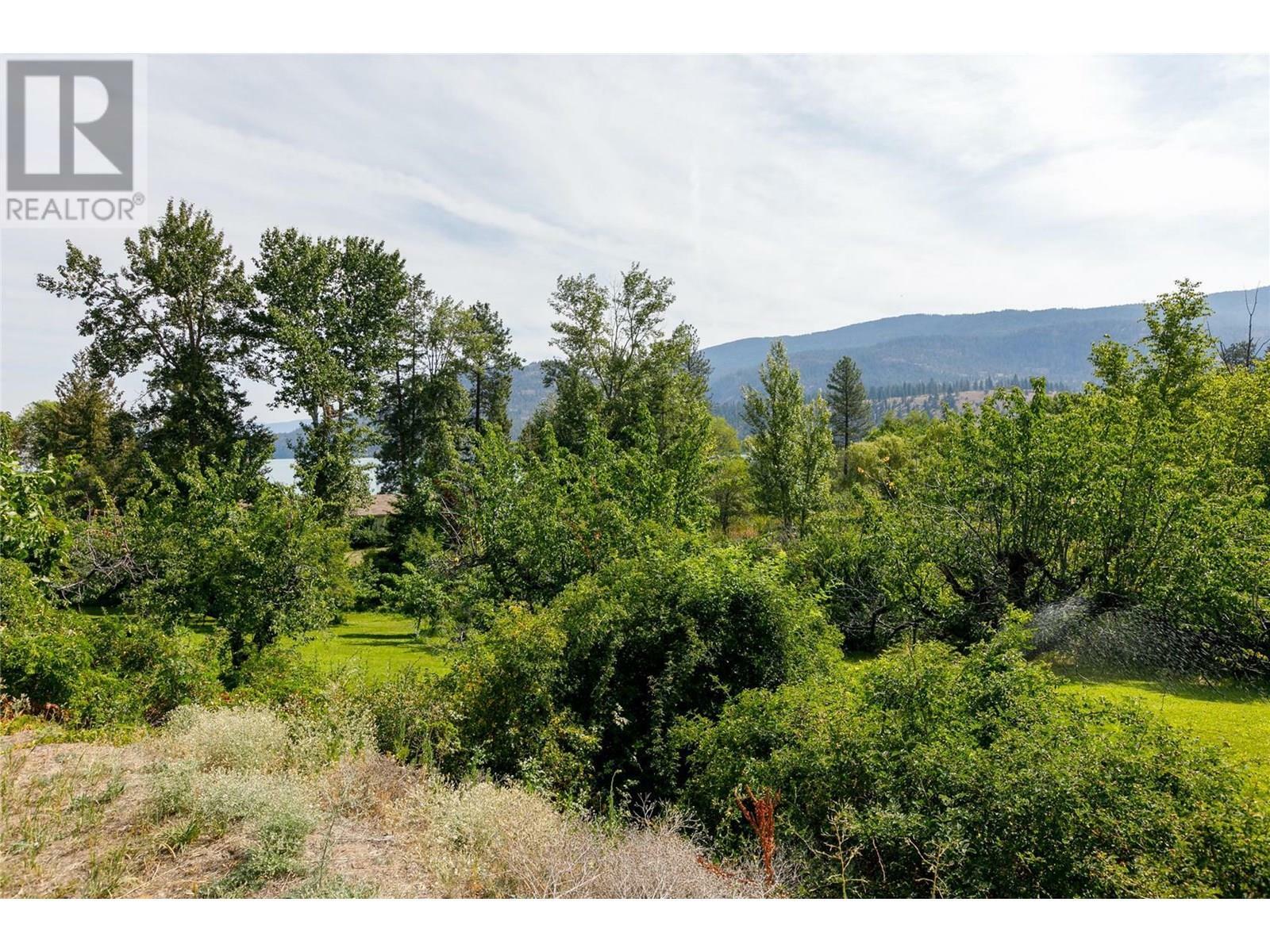 OYAMA, British Columbia, V4V 2E9, CA, 3 Bedrooms Bedrooms, ,1 BathroomBathrooms,Residential,For Sale,1961111