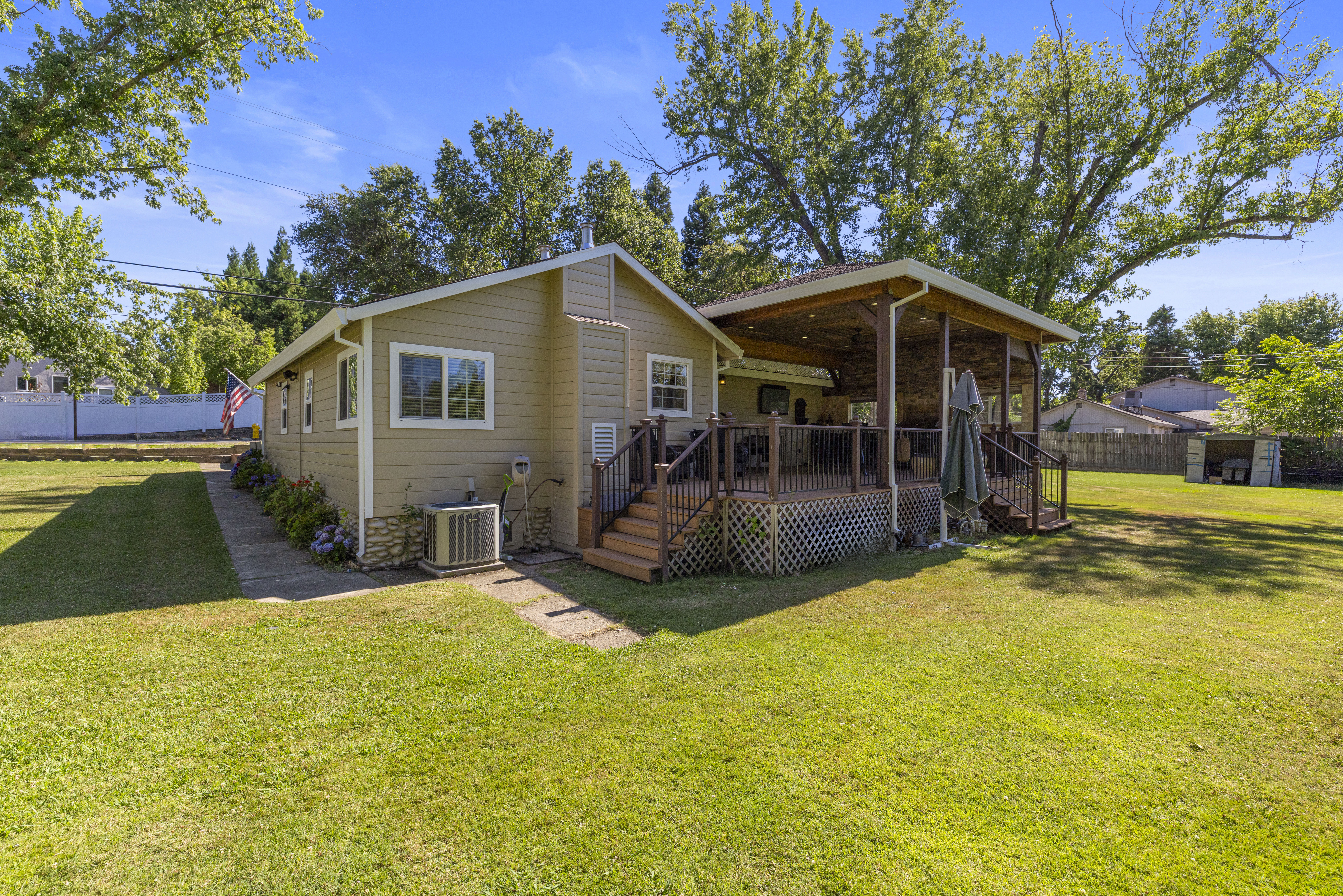  8723 Phoenix Avenue, Fair Oaks, CA 95628 - 物件實景