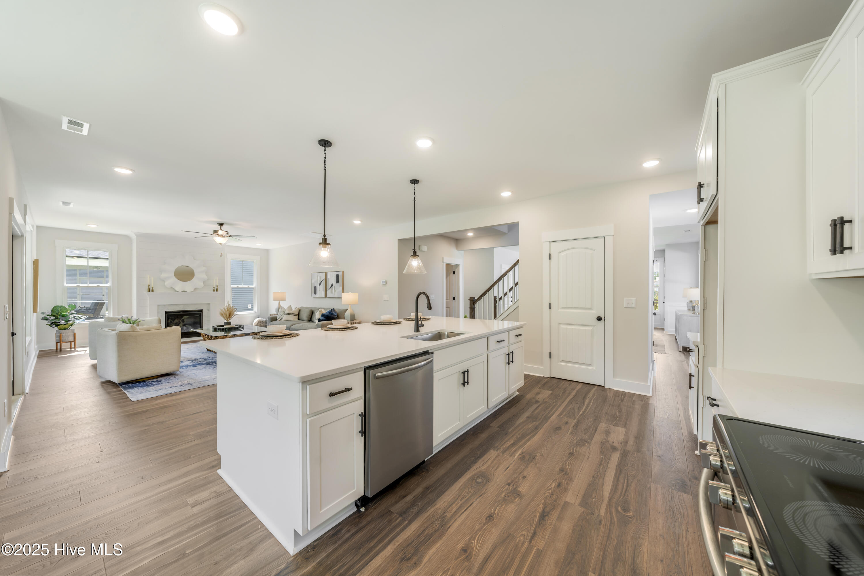 Hampstead, North Carolina, 28443, United States, 4 Bedrooms Bedrooms, ,3 BathroomsBathrooms,Residential,For Sale,1784312