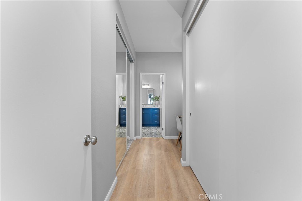 Ventura, California, 93001, United States, 2 Bedrooms Bedrooms, ,1 BathroomBathrooms,Residential,For Sale,1990388