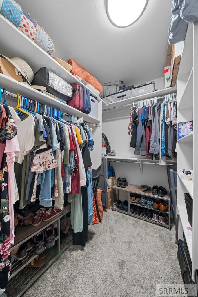 IDAHO FALLS, Idaho, 83402, United States, 6 Bedrooms Bedrooms, ,3 BathroomsBathrooms,Residential,For Sale,1980843