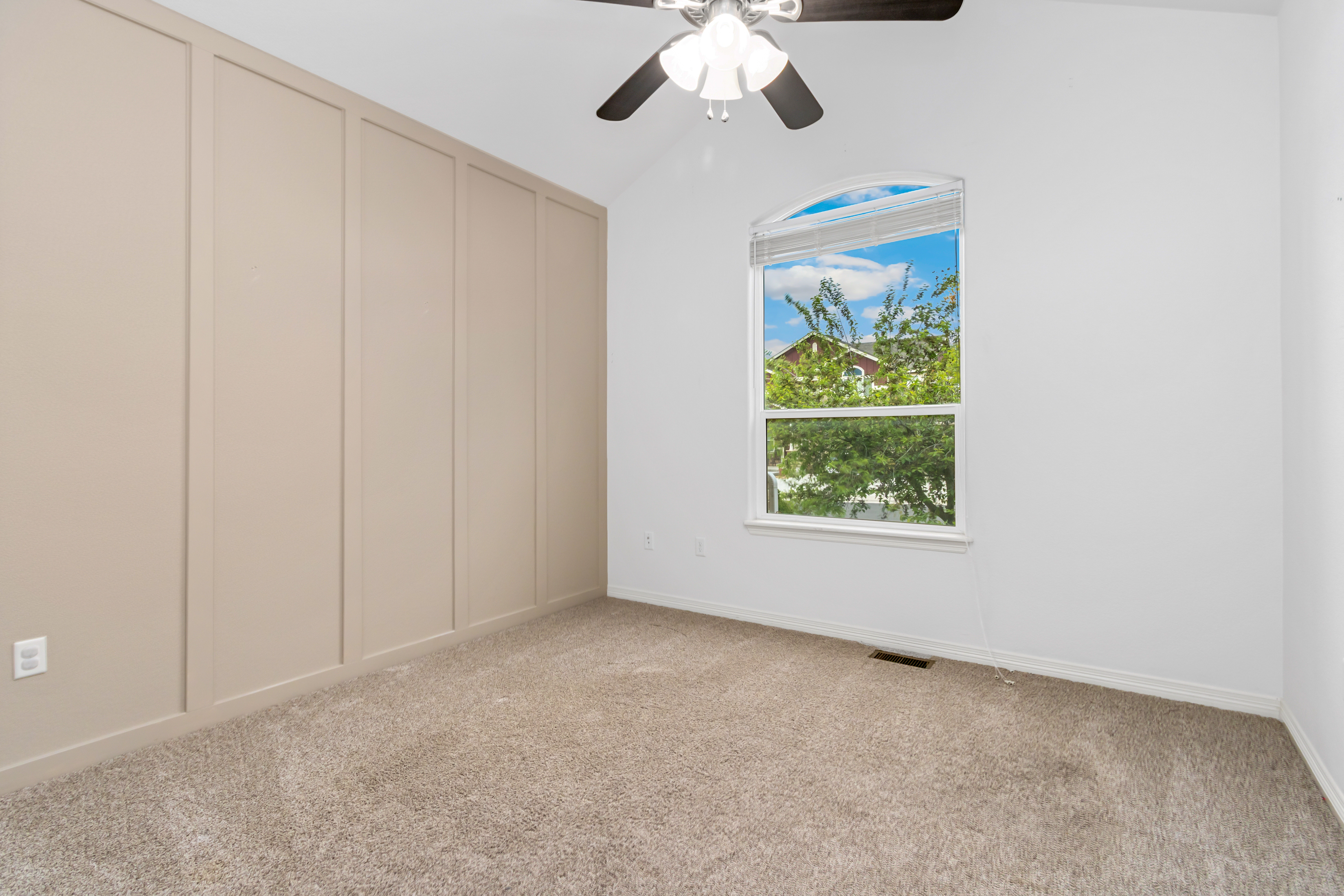  Beautifully Designed Ranch-Style Home in Windsor - 物件實景