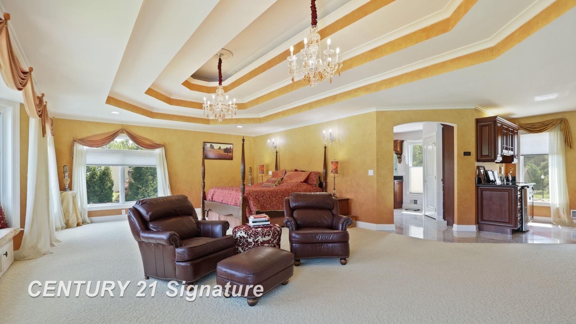 Saginaw, Michigan, 48609, United States, 4 Bedrooms Bedrooms, ,7 BathroomsBathrooms,Residential,For Sale,1980528