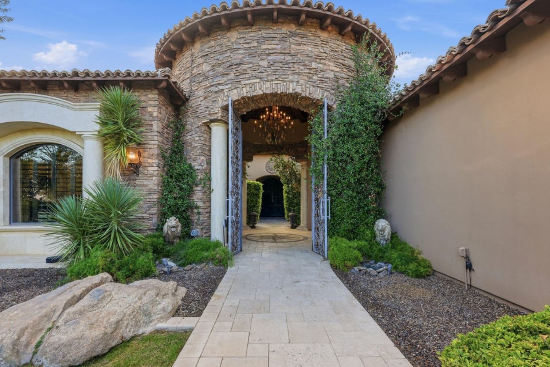  310 N Portland Avenue¦Gilbert, AZ - 物件實景