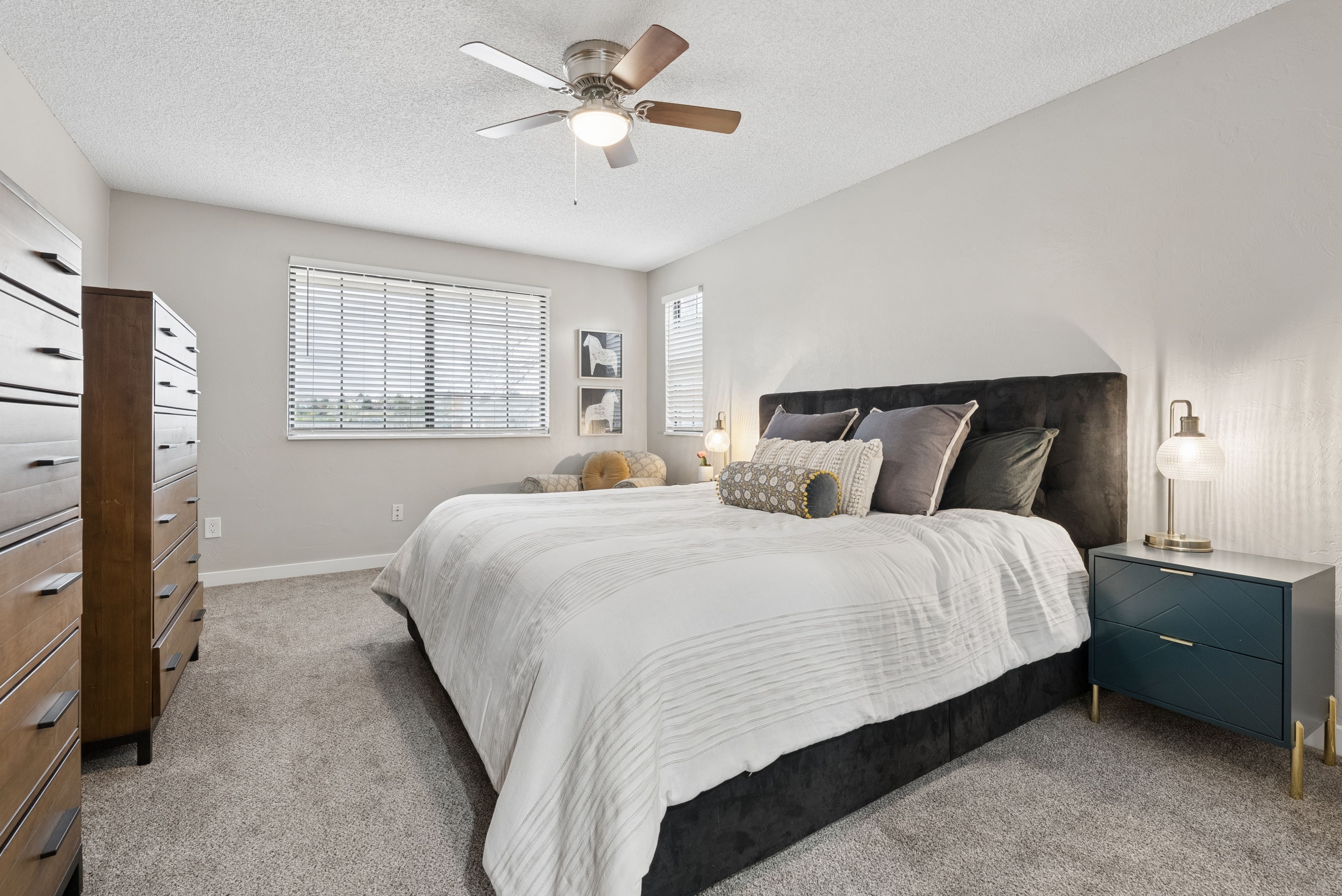  Spacious, functional layout with thoughtful updates in all the right places - 物件實景