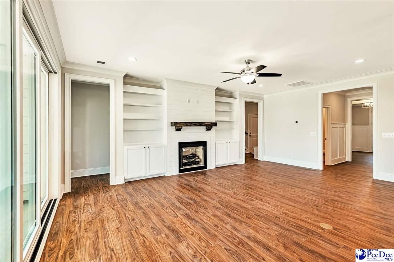 Florence, South Carolina, 29501, United States, 5 Bedrooms Bedrooms, ,5 BathroomsBathrooms,Residential,For Sale,1856314