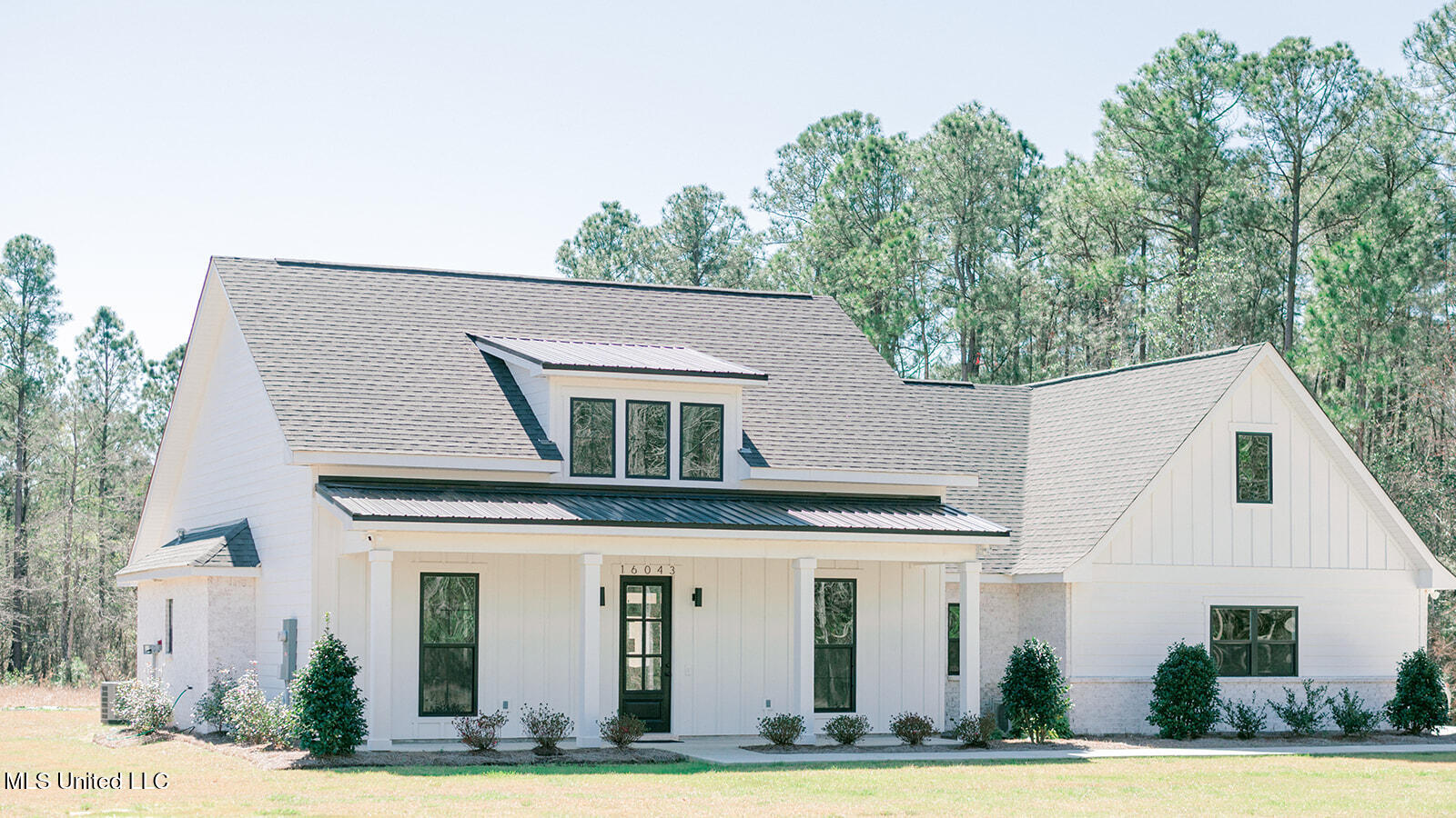 Gulfport, Mississippi, 39503, United States, 3 Bedrooms Bedrooms, ,2 BathroomsBathrooms,Residential,For Sale,1874572