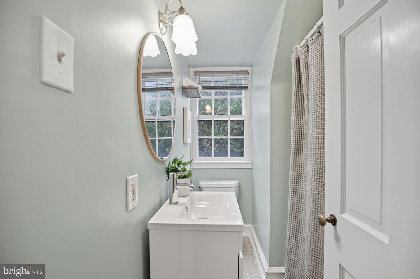 Wyncote, Pennsylvania, 19095, United States, 4 Bedrooms Bedrooms, ,5 BathroomsBathrooms,Residential,For Sale,1950829