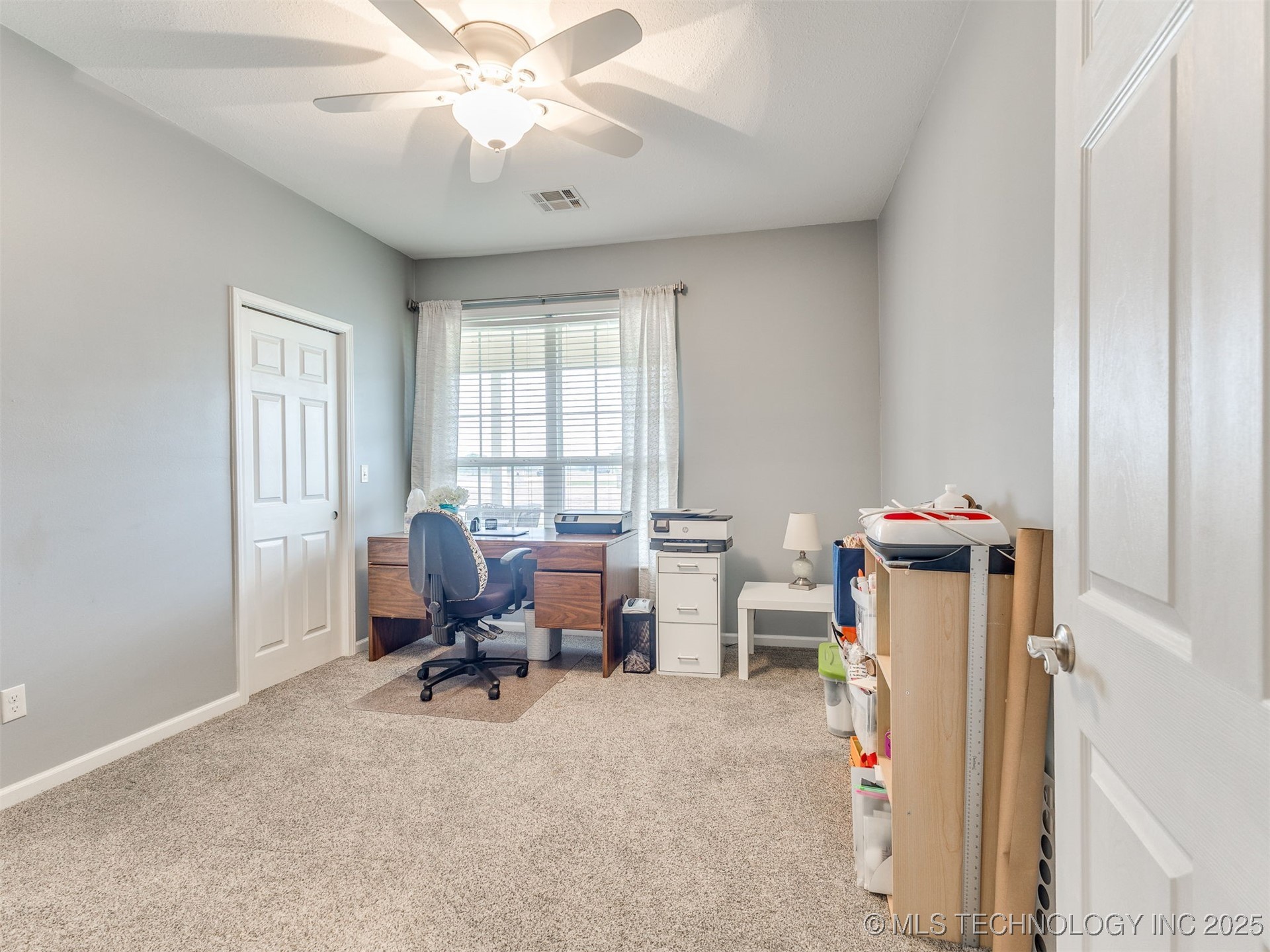 Mounds, Oklahoma, 74047, United States, 4 Bedrooms Bedrooms, ,4 BathroomsBathrooms,Residential,For Sale,1985246