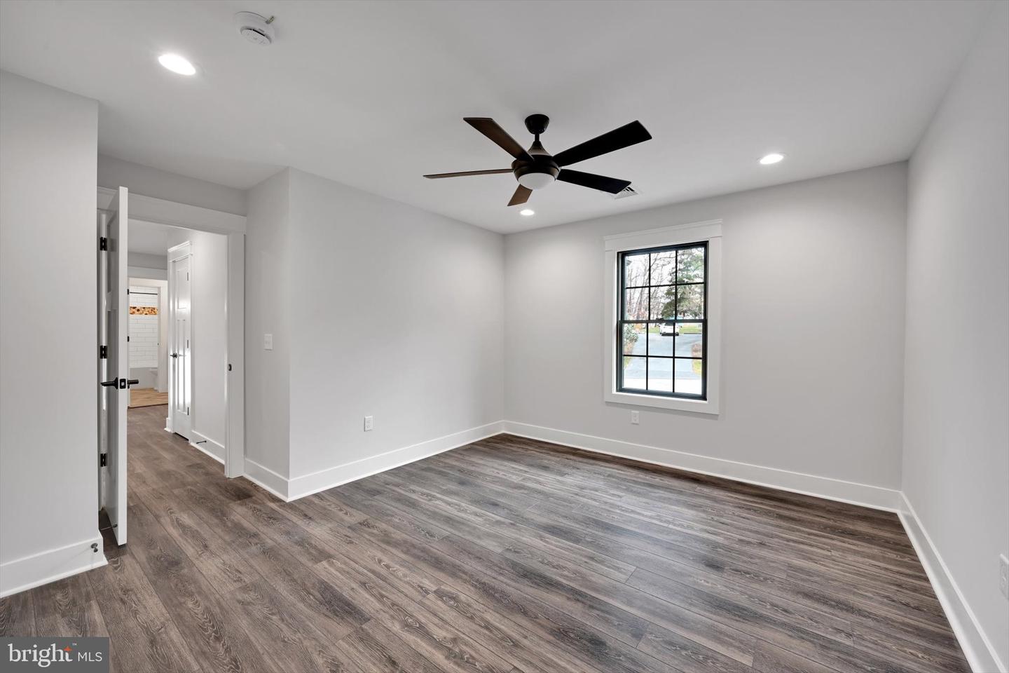 NEW CUMBERLAND, Pennsylvania, 17070, United States, 4 Bedrooms Bedrooms, ,4 BathroomsBathrooms,Residential,For Sale,2005411