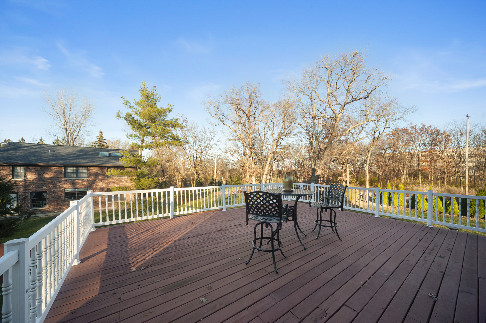 Libertyville, Illinois, 60048, United States, 4 Bedrooms Bedrooms, ,4 BathroomsBathrooms,Residential,For Sale,2003130