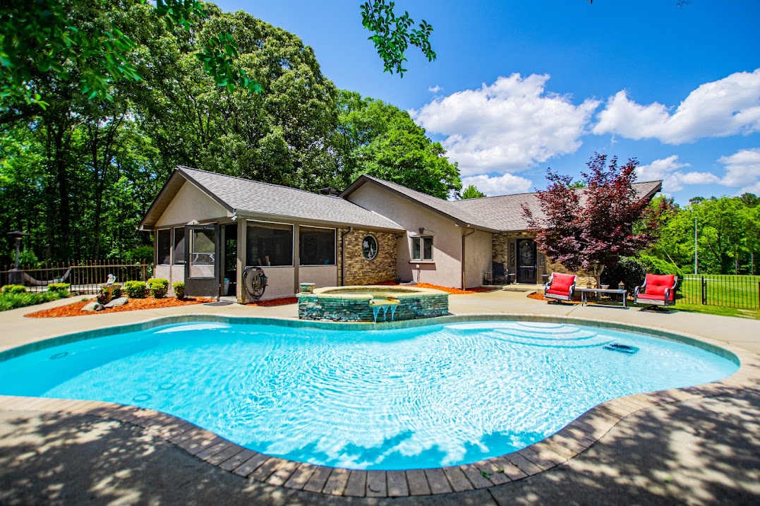 Douglasville, Georgia, 30134, United States, 4 Bedrooms Bedrooms, ,2 BathroomsBathrooms,Residential,For Sale,1983437