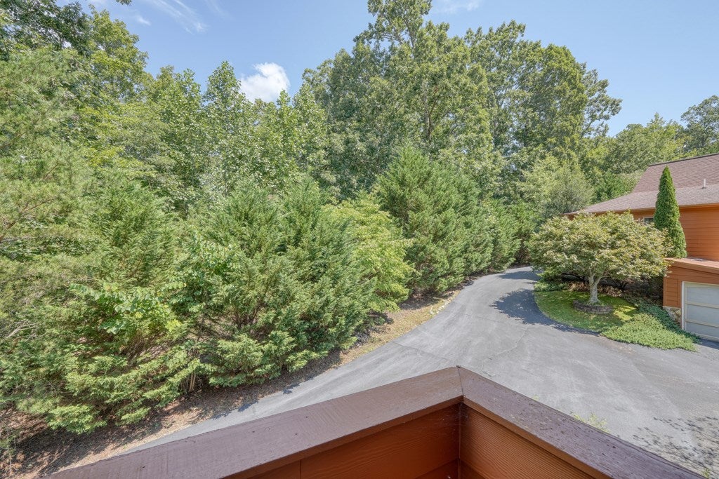 Hayesville, North Carolina, 28904, United States, 3 Bedrooms Bedrooms, ,4 BathroomsBathrooms,Residential,For Sale,1919513