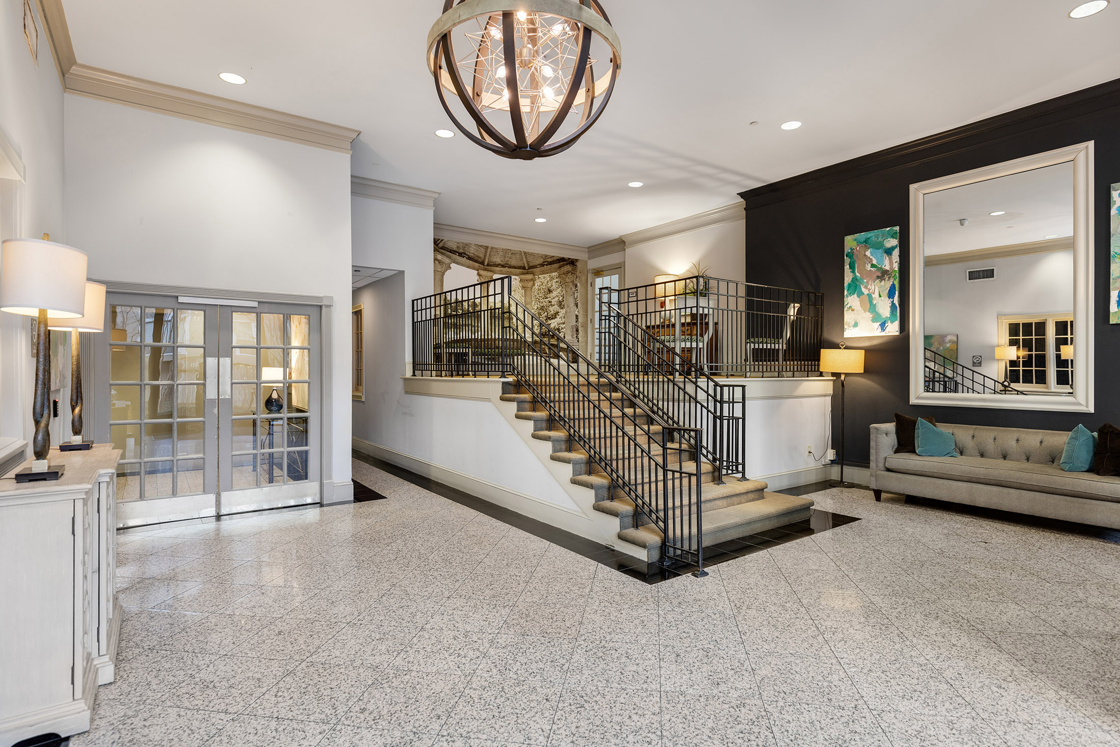  Chic Midtown Flat Completely Updated - 物件實景