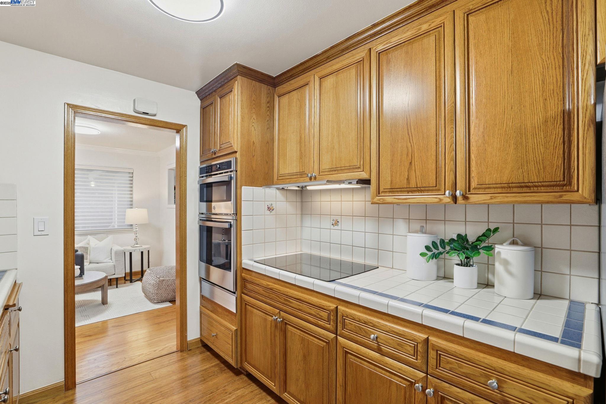 Fremont, California, 94536, United States, 3 Bedrooms Bedrooms, ,2 BathroomsBathrooms,Residential,For Sale,1992910