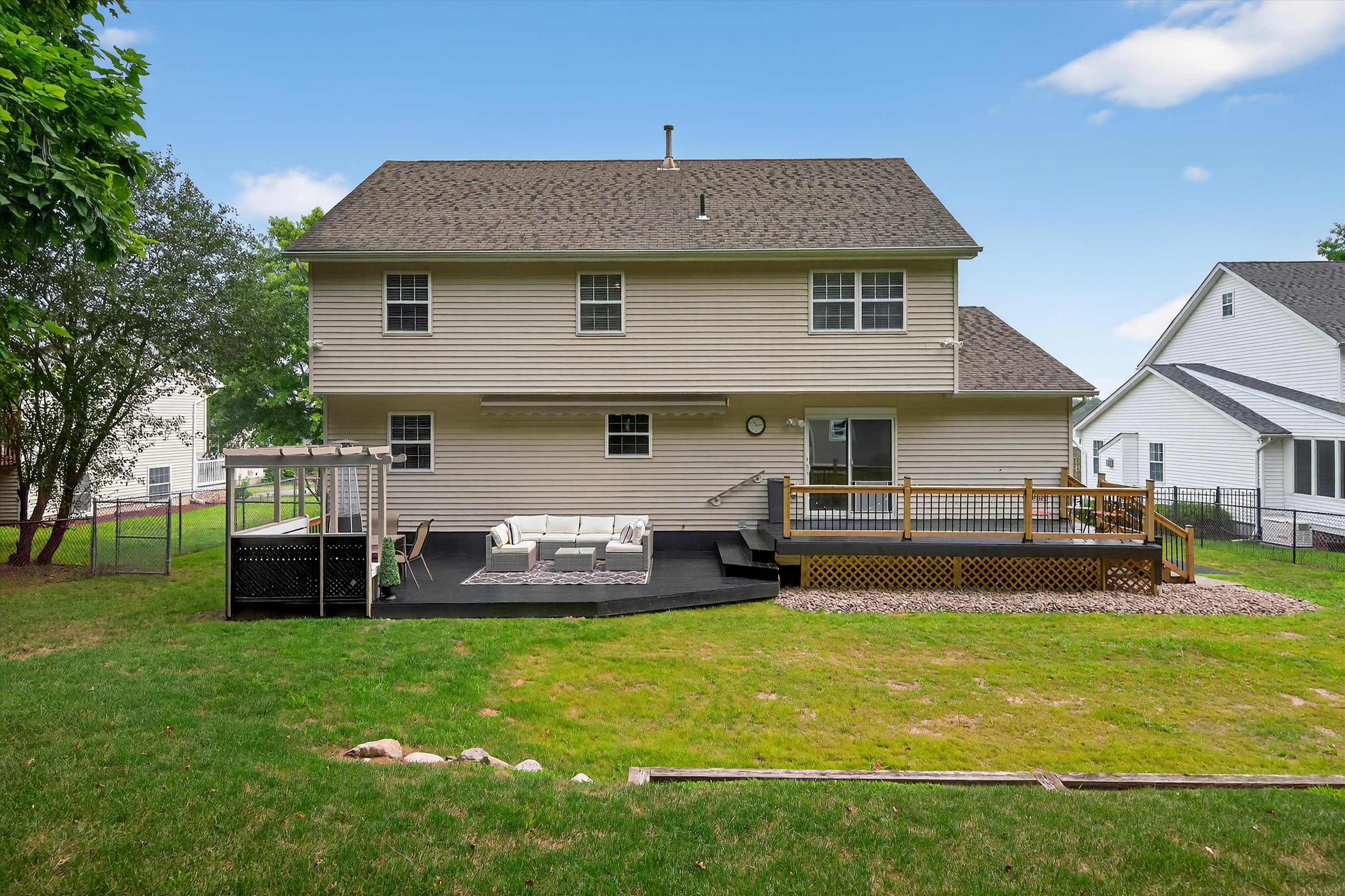 Montgomery, New York, 12549, United States, 4 Bedrooms Bedrooms, ,3 BathroomsBathrooms,Residential,For Sale,1923232