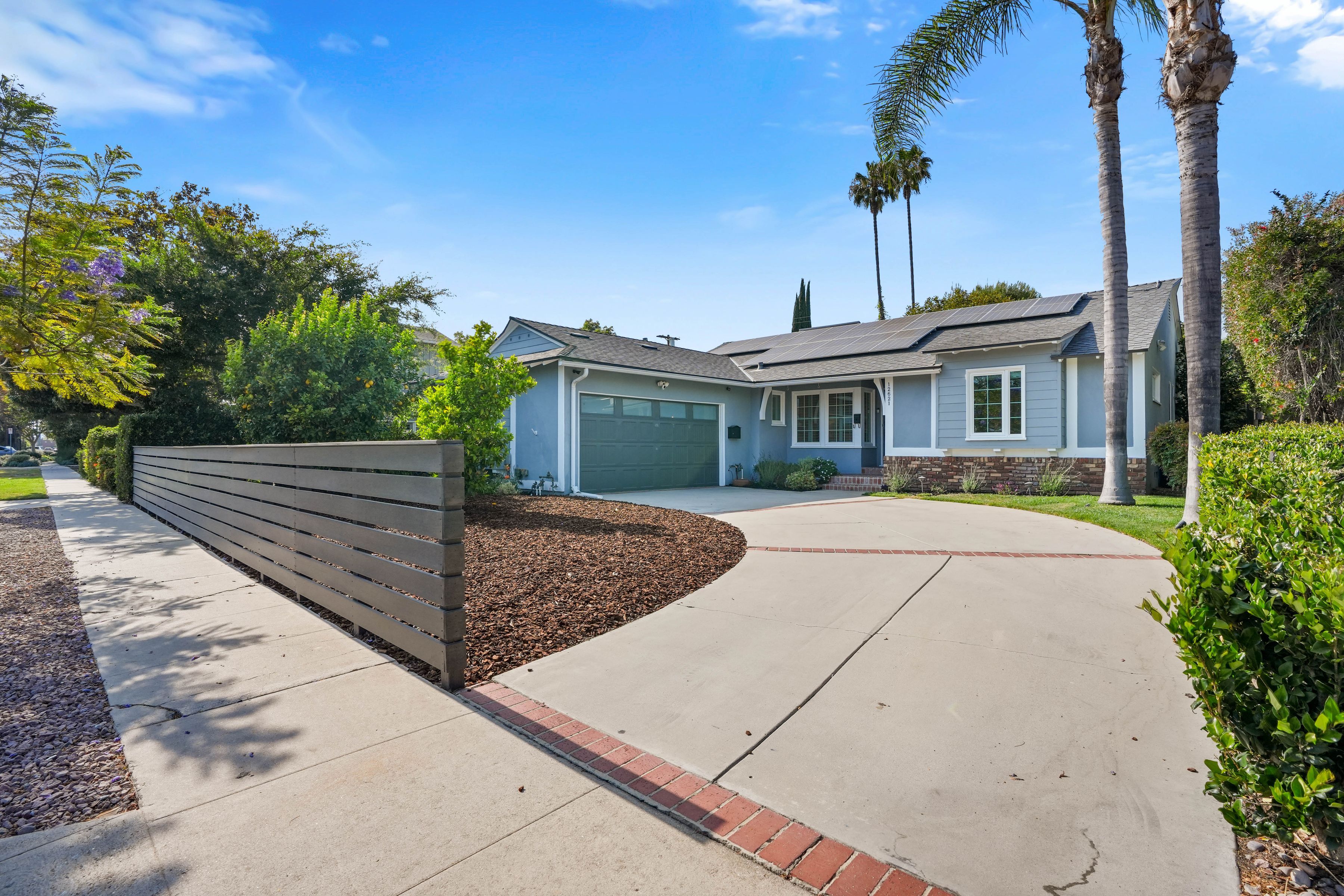  12621 Milbank Street - 物件實景