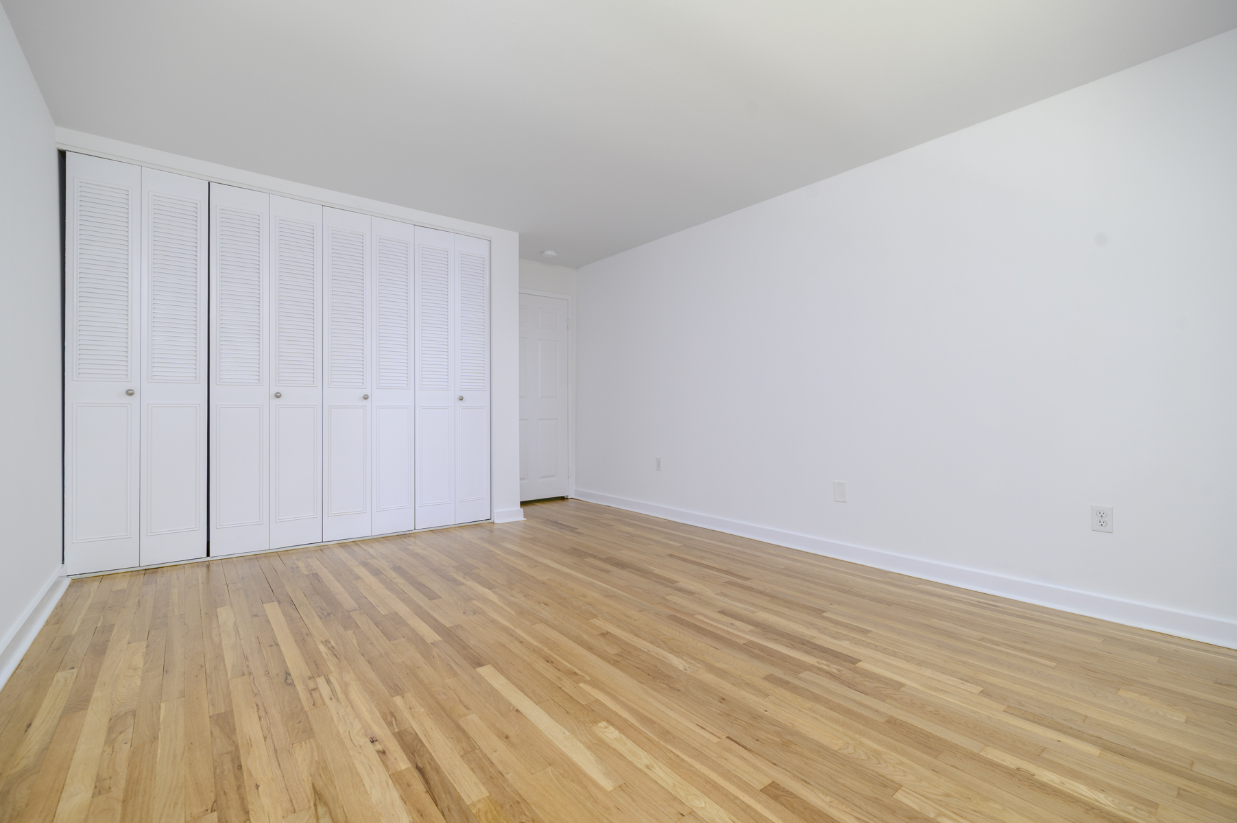  160 Fairfield Woods Road - 物件實景