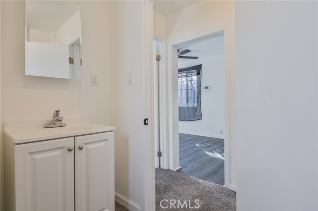 Los Angeles, California, 90002, United States, 5 Bedrooms Bedrooms, ,Residential,For Sale,2008147