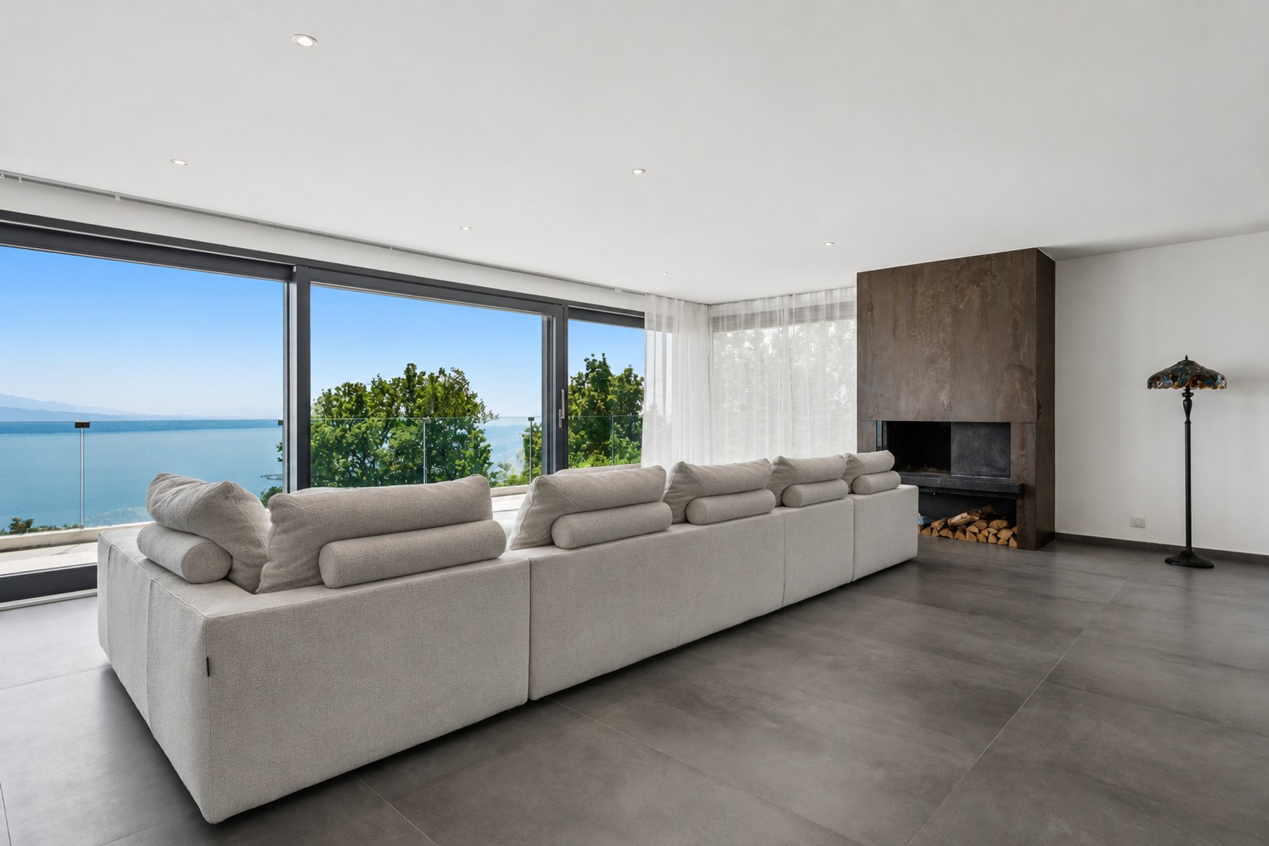  EXCEPTIONAL PANORAMIC VILLA WITH A POOL OVERLOOKING THE LAKE - 物件實景