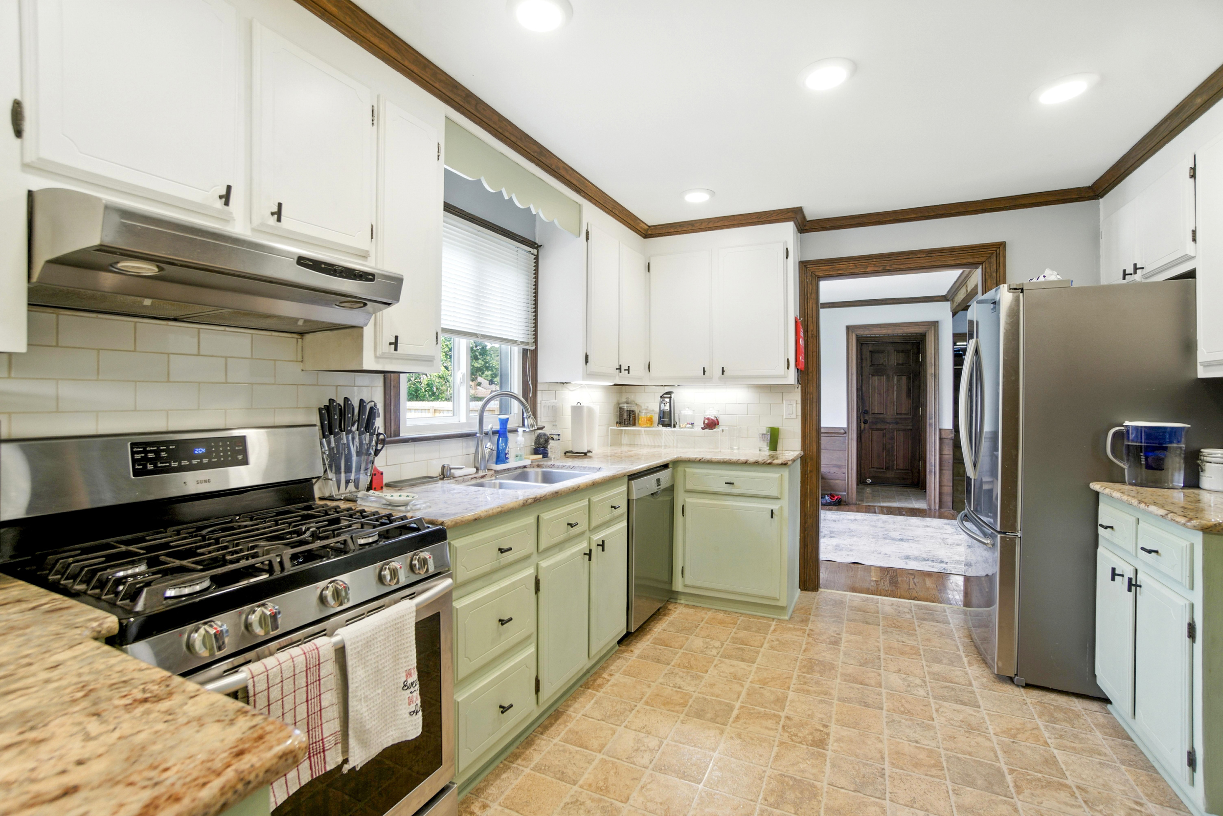 Chesapeake, Virginia, 23321, United States, 5 Bedrooms Bedrooms, ,4 BathroomsBathrooms,Residential,For Sale,1889825