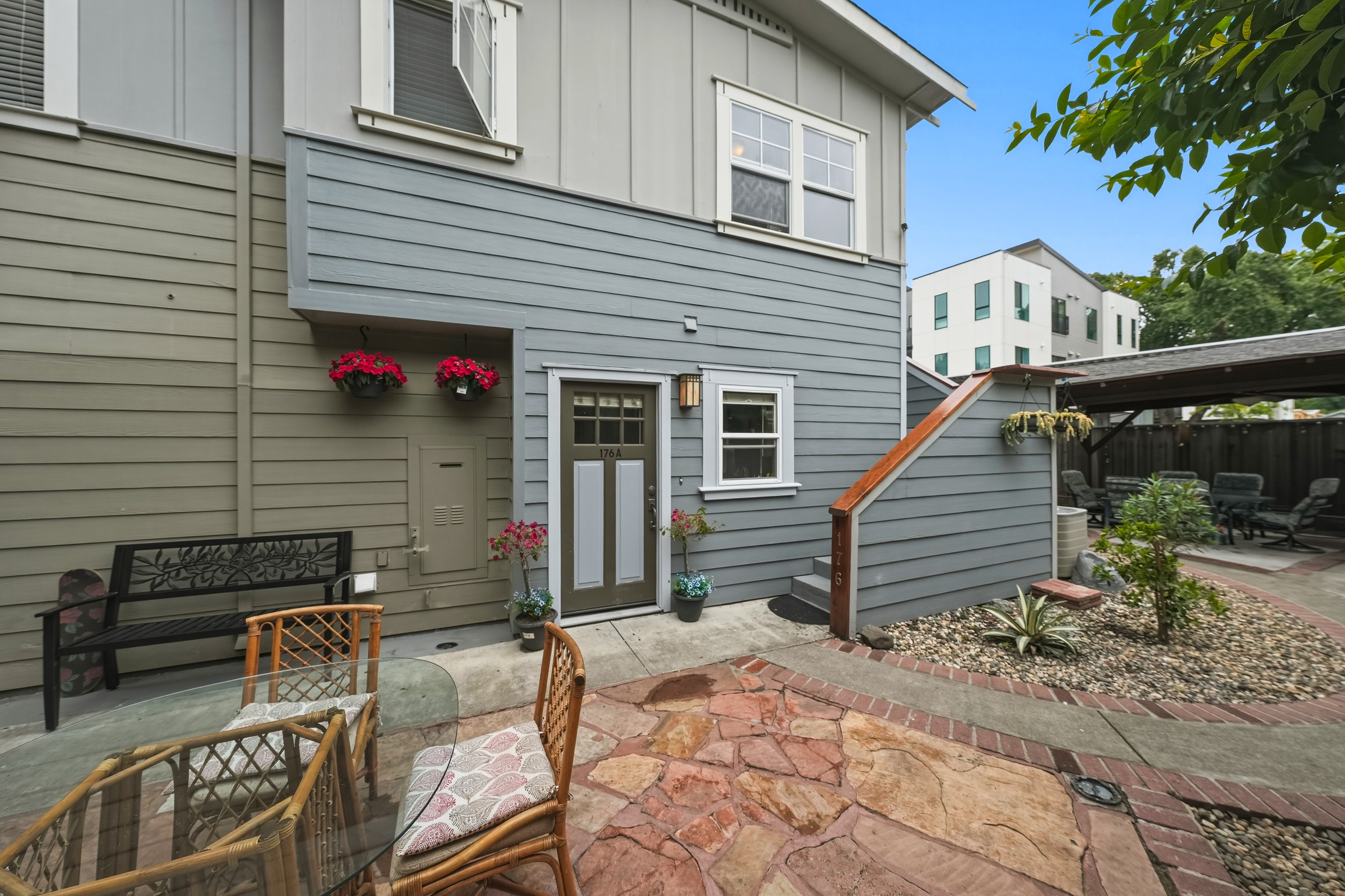  Rare Opportunity in Valley Oak Villas - 物件實景