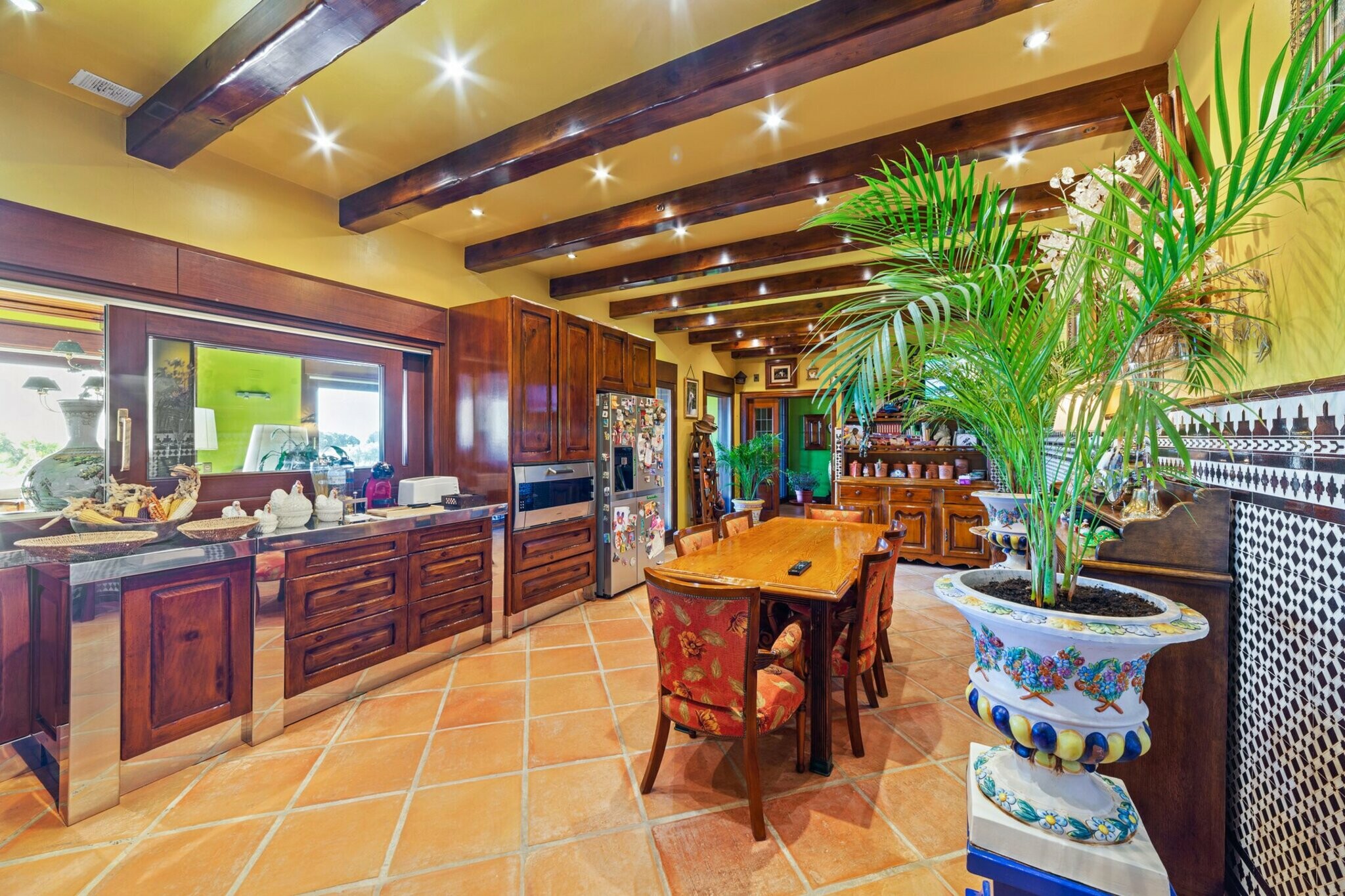  Equestrian center specialized in Arabian horses and fighting bulls. - 物件實景