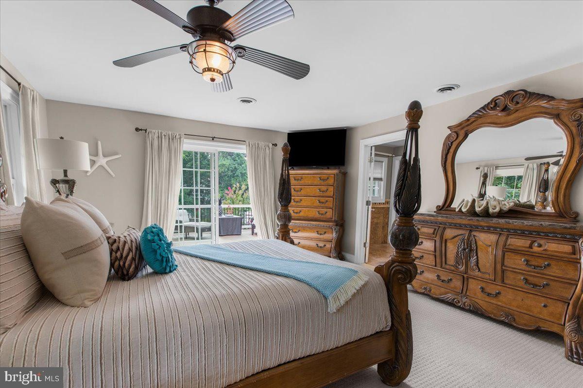 PASADENA, Maryland, 21122, United States, 4 Bedrooms Bedrooms, ,4 BathroomsBathrooms,Residential,For Sale,1979207