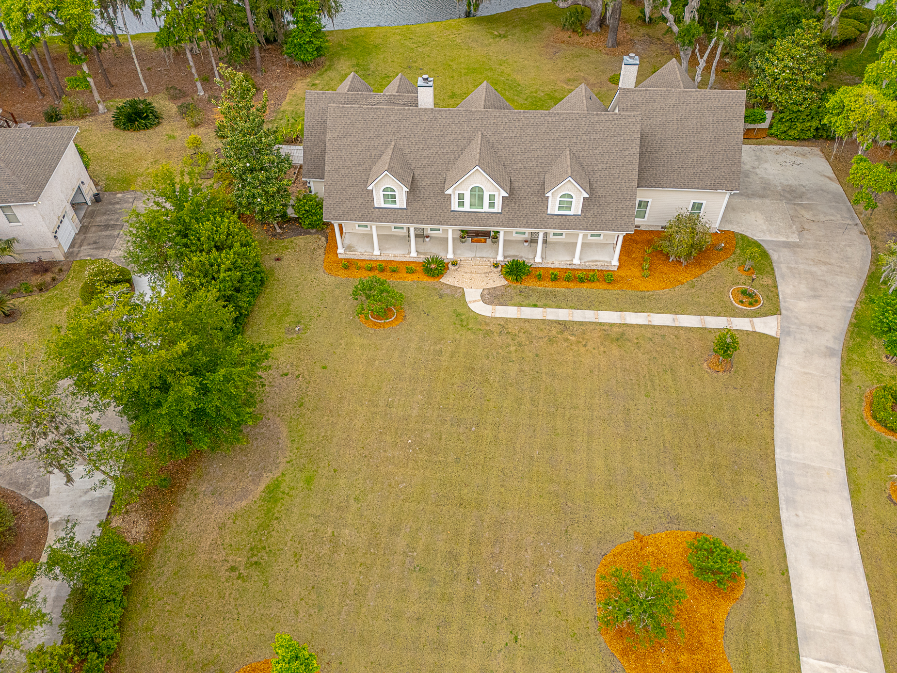  165 Butler Lake Drive - 物件實景