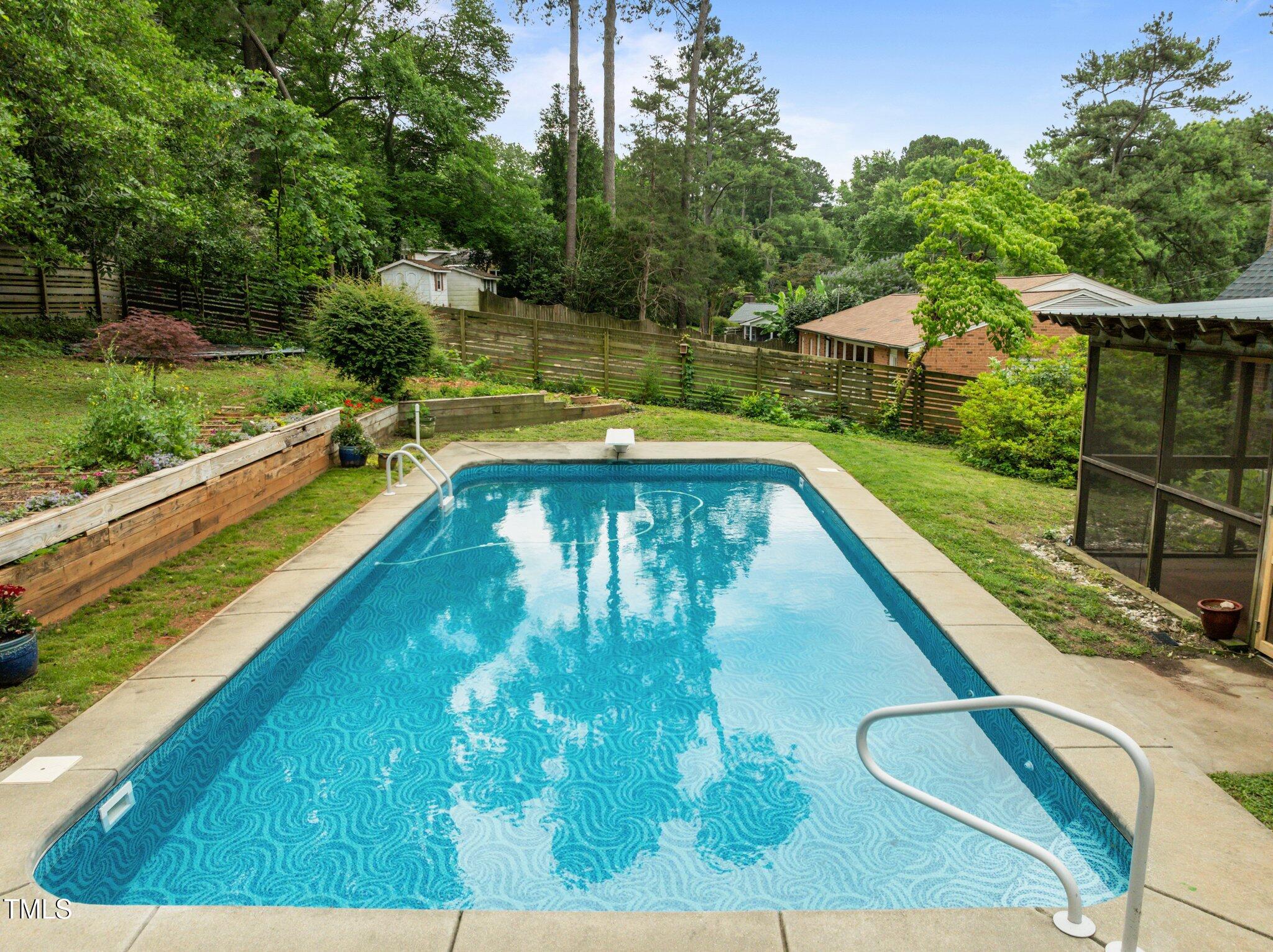 Raleigh, North Carolina, 27606, United States, 5 Bedrooms Bedrooms, ,2 BathroomsBathrooms,Residential,For Sale,1857756