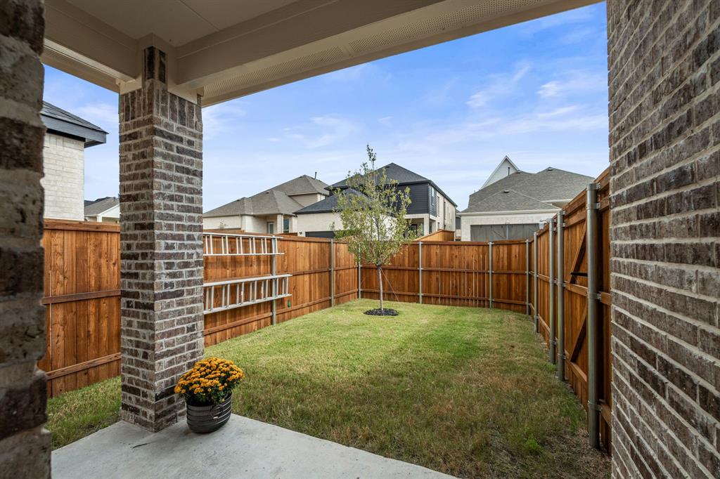 Rowlett, Texas, 75089, United States, 4 Bedrooms Bedrooms, ,3 BathroomsBathrooms,Residential,For Sale,1971322