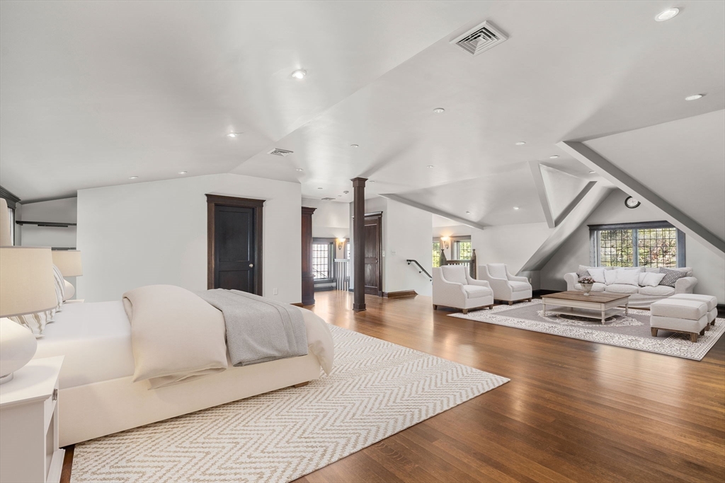 Wellesley, Massachusetts, 02482, United States, 9 Bedrooms Bedrooms, ,10 BathroomsBathrooms,Residential,For Sale,1804241