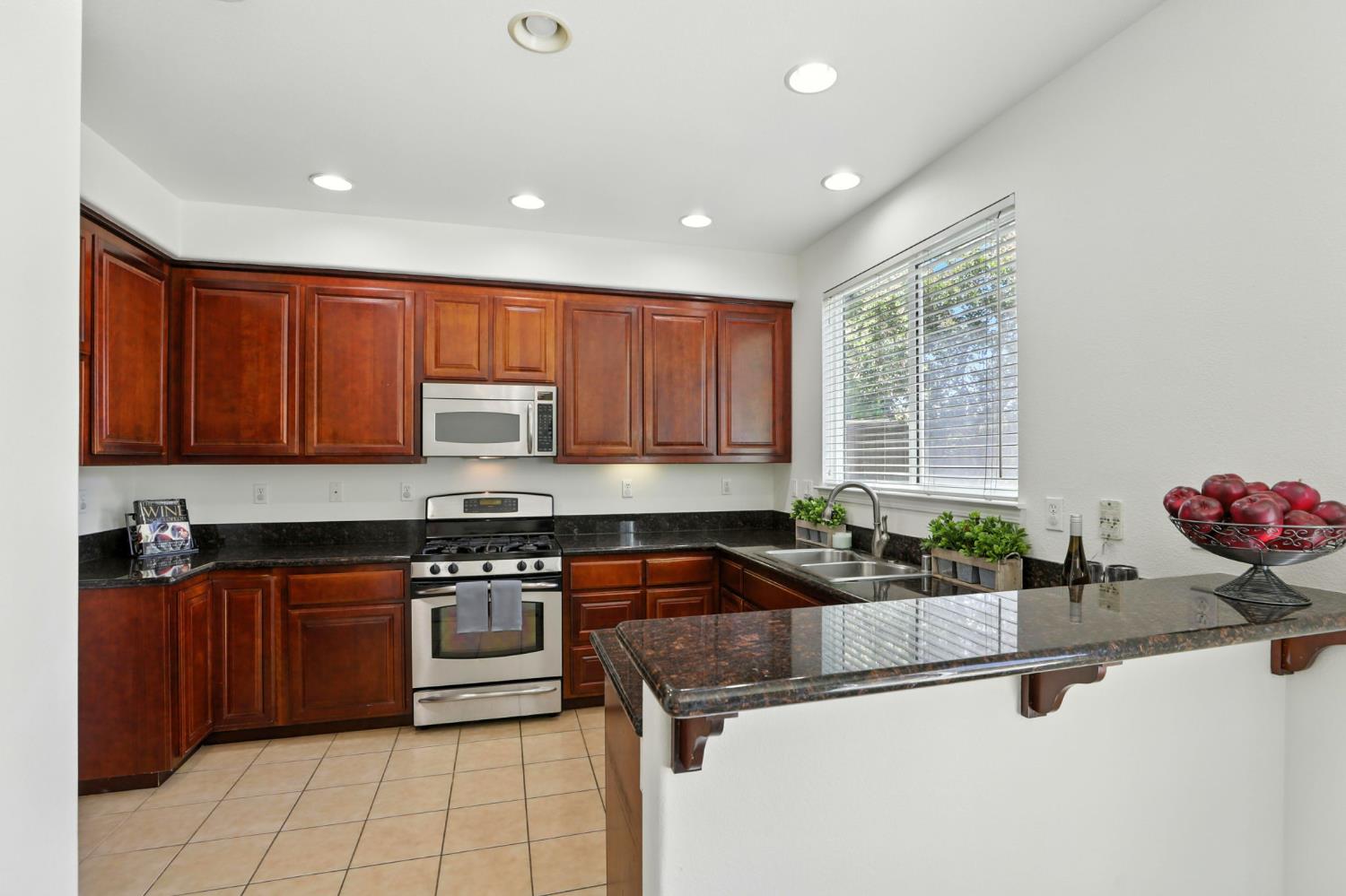 Sacramento, California, 95835, United States, 4 Bedrooms Bedrooms, ,3 BathroomsBathrooms,Residential,For Sale,1950179