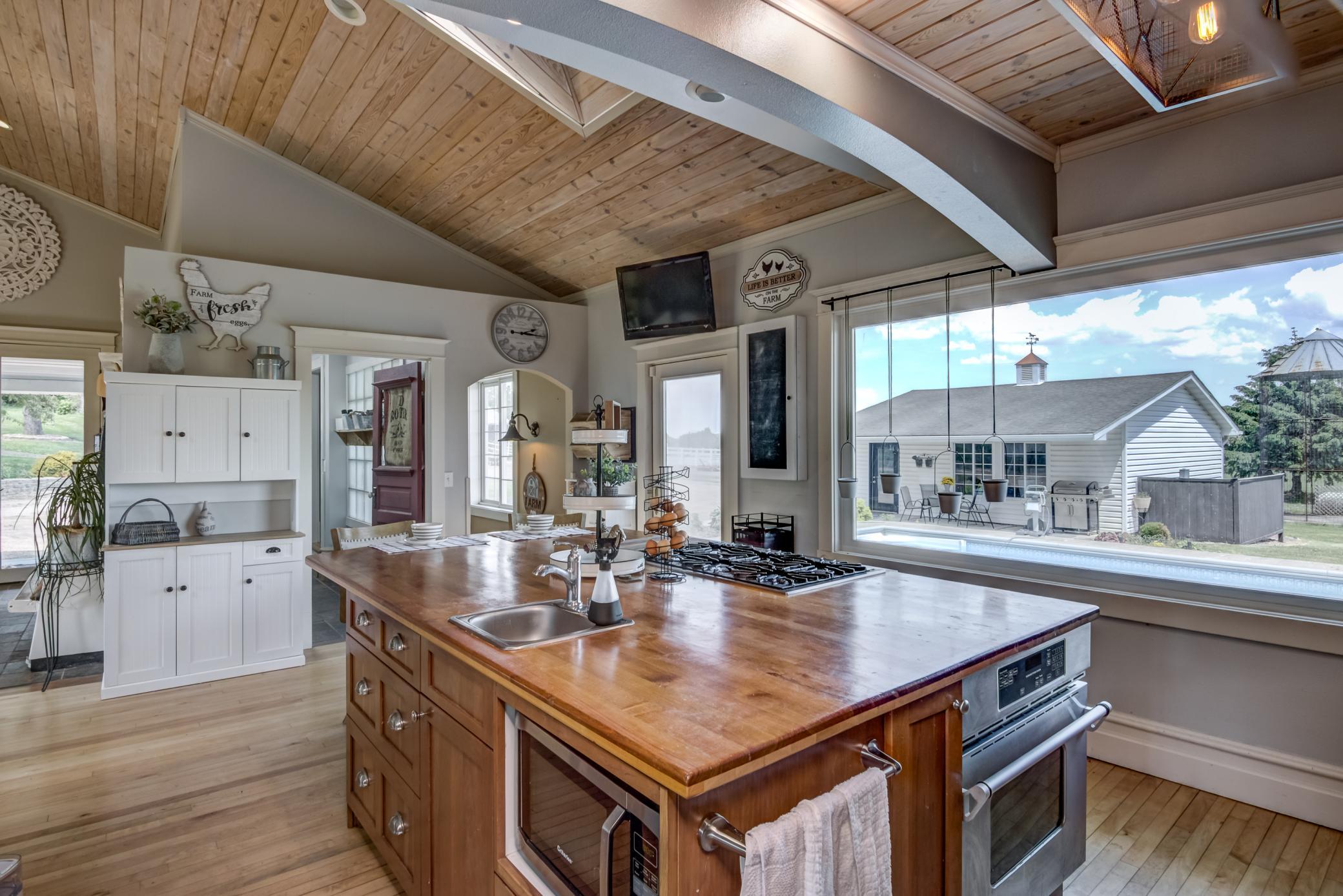Augusta, Wisconsin, 54722, United States, 4 Bedrooms Bedrooms, ,4 BathroomsBathrooms,Residential,For Sale,2049403