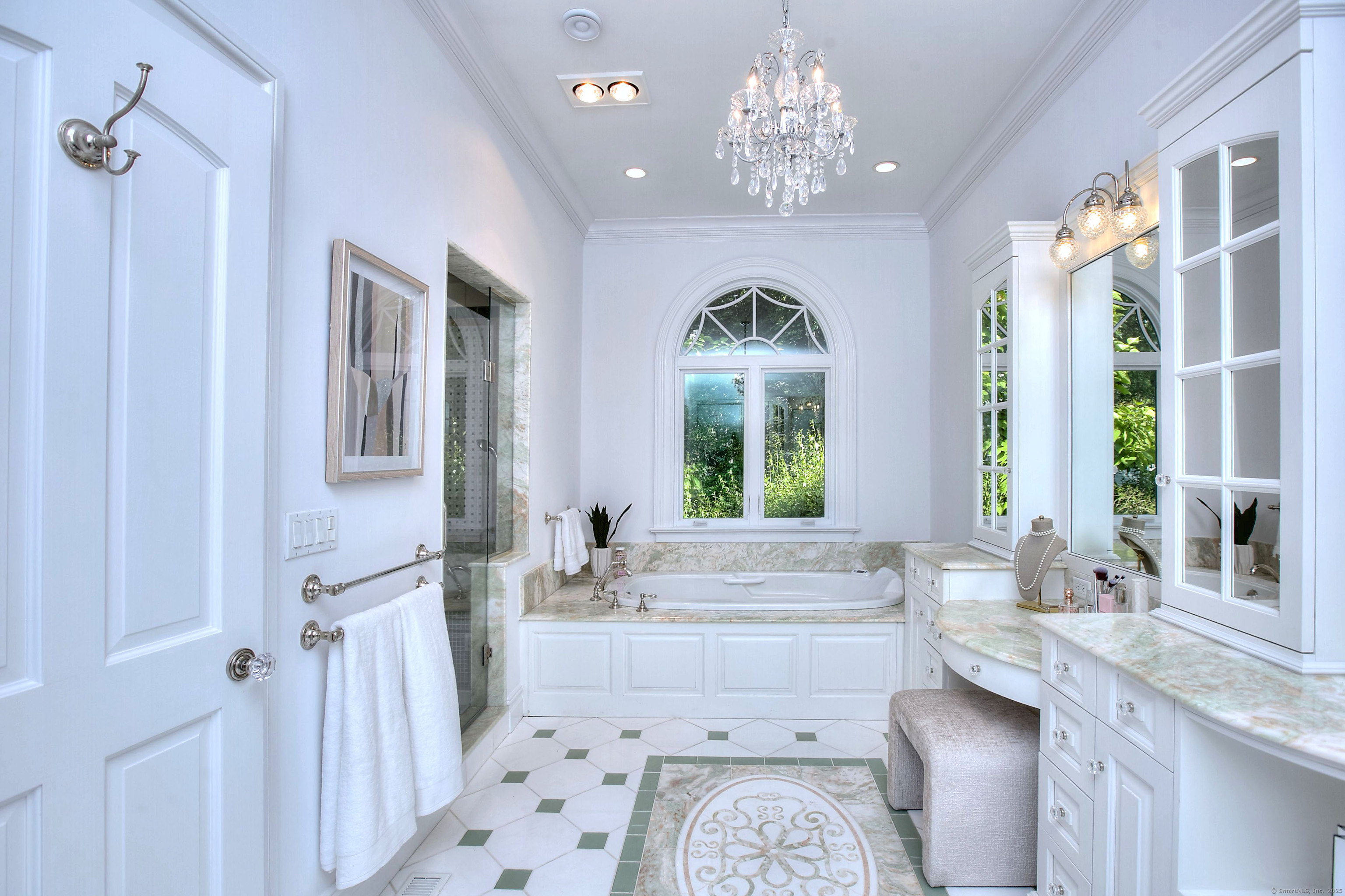 Westport, Connecticut, 06880, United States, 5 Bedrooms Bedrooms, ,7 BathroomsBathrooms,Residential,For Sale,1906328