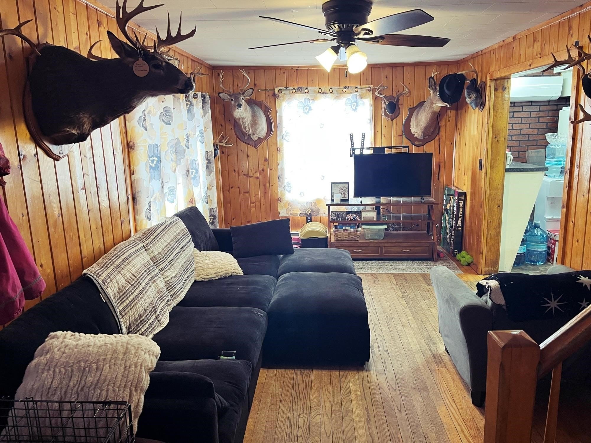 Irasburg, Vermont, 05845, United States, 3 Bedrooms Bedrooms, ,2 BathroomsBathrooms,Residential,For Sale,2017609