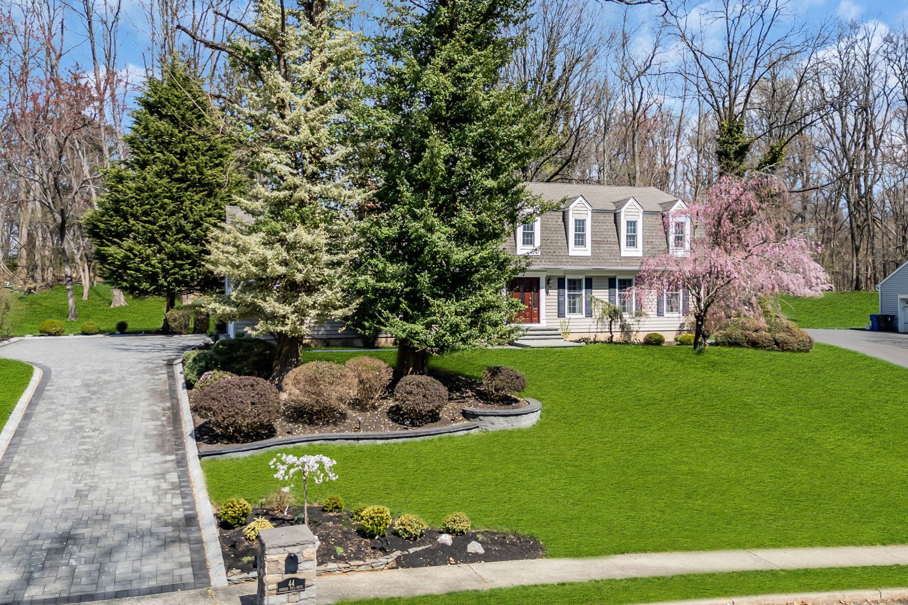  Spacious Middletown Colonial with Updates - 物件實景