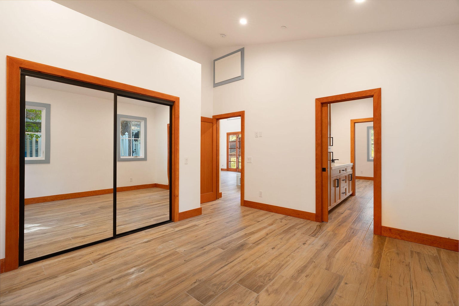 Idyllwild, California, 92549, United States, 3 Bedrooms Bedrooms, ,2 BathroomsBathrooms,Residential,For Sale,1974453