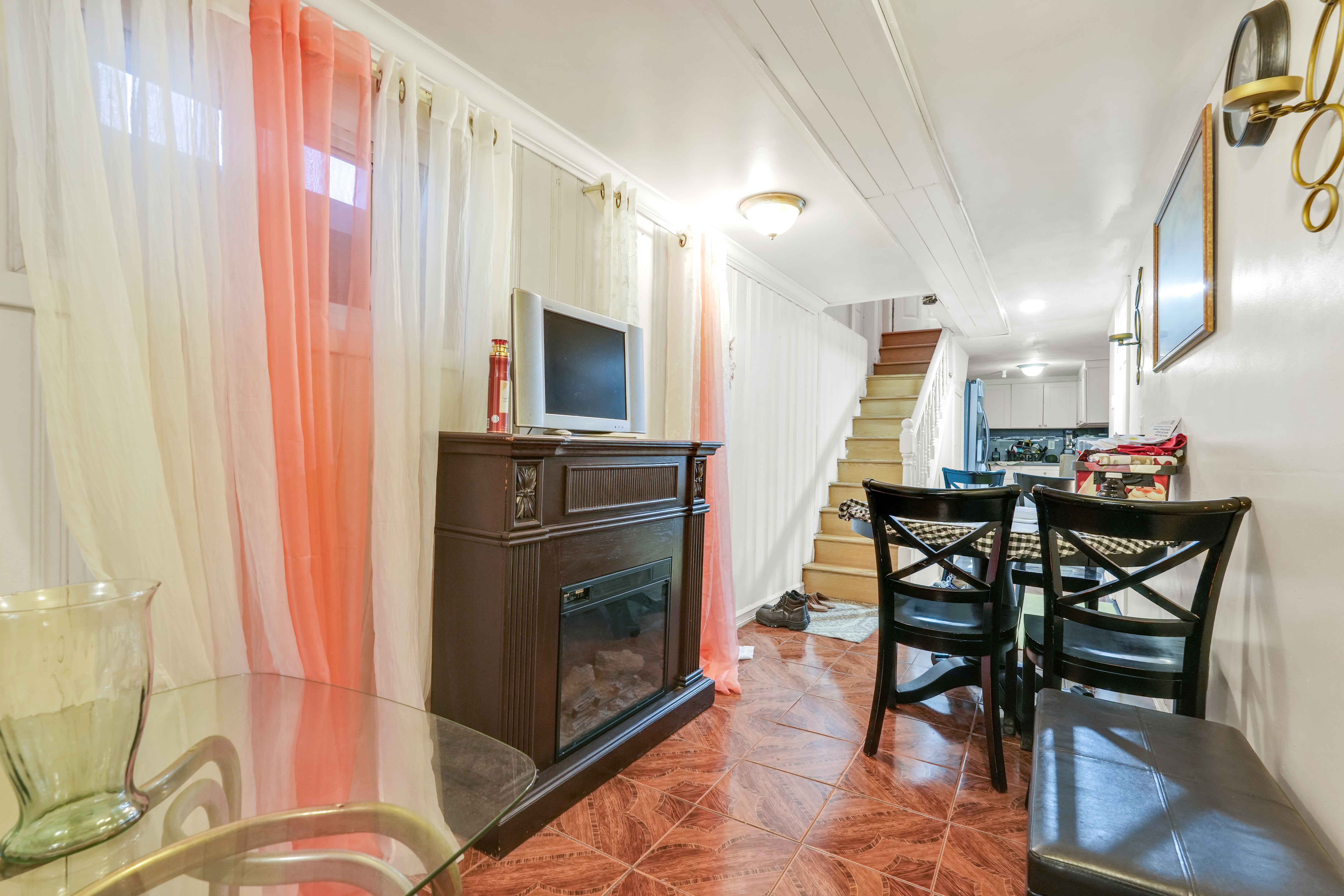 Queens Village, New York, 11429, United States, 4 Bedrooms Bedrooms, ,3 BathroomsBathrooms,Residential,For Sale,2048464