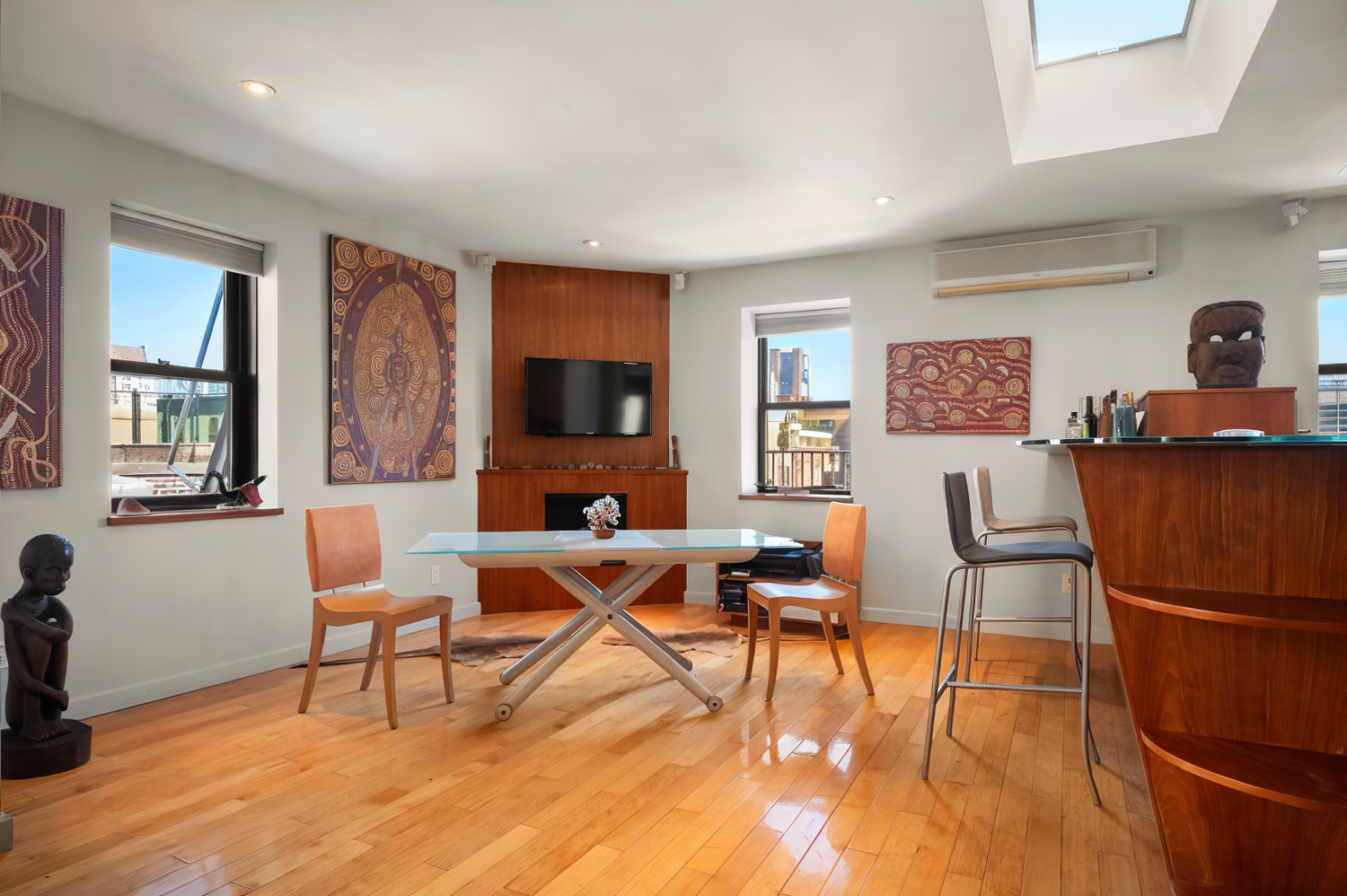 New York City, New York, 10065, United States, 1 Bedroom Bedrooms, ,1 BathroomBathrooms,Residential,For Sale,1793589