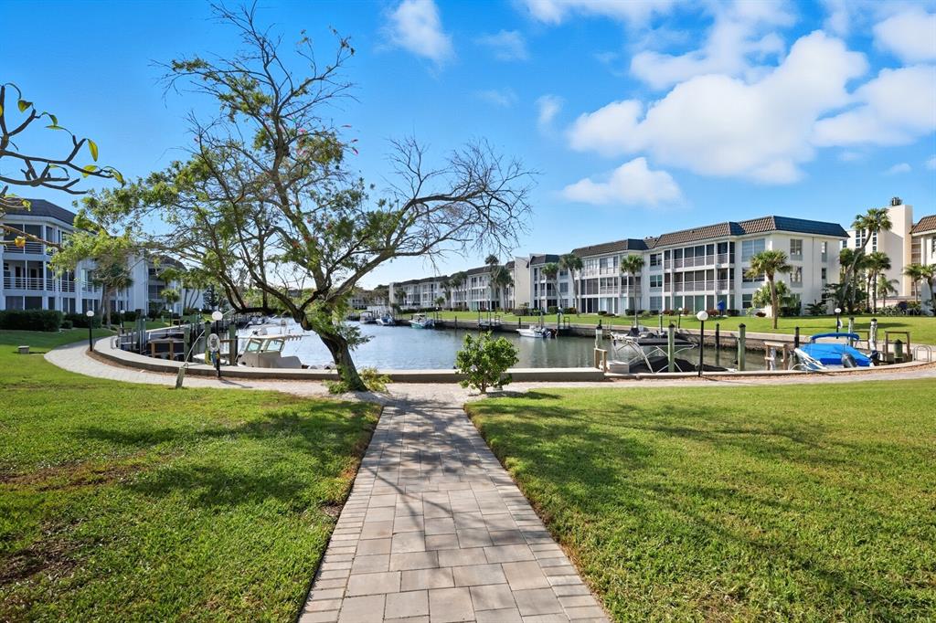 Longboat Key, Florida, 34228, United States, 2 Bedrooms Bedrooms, ,2 BathroomsBathrooms,Residential,For Sale,1991691