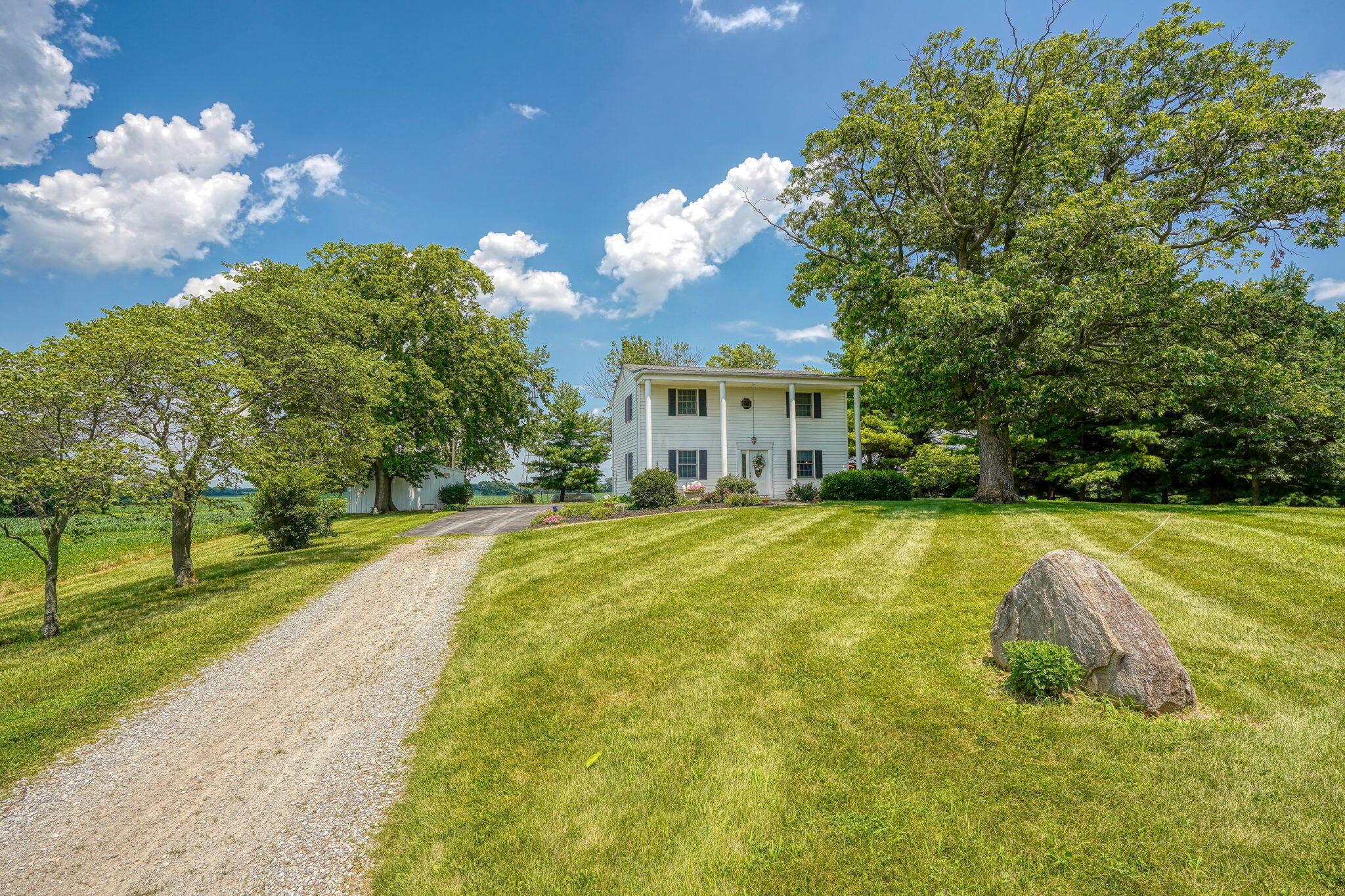 Circleville, Ohio, 43113, United States, 3 Bedrooms Bedrooms, ,3 BathroomsBathrooms,Residential,For Sale,1892160