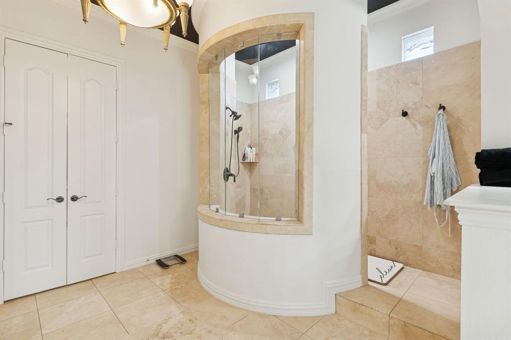 McKinney, Texas, 75072, United States, 4 Bedrooms Bedrooms, ,5 BathroomsBathrooms,Residential,For Sale,1989627