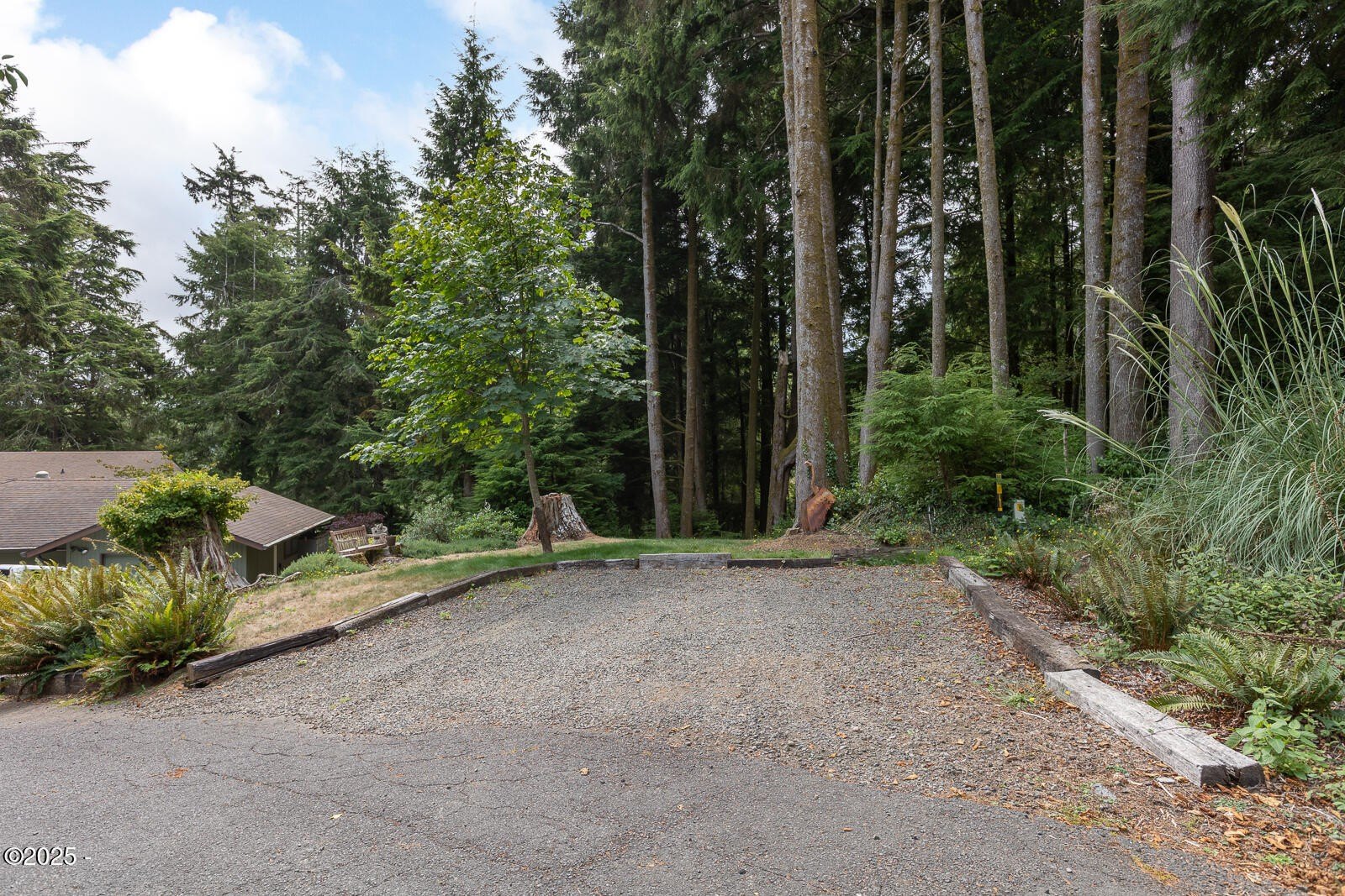 Lincoln City, Oregon, 97367, United States, 2 Bedrooms Bedrooms, ,Residential,For Sale,1950002